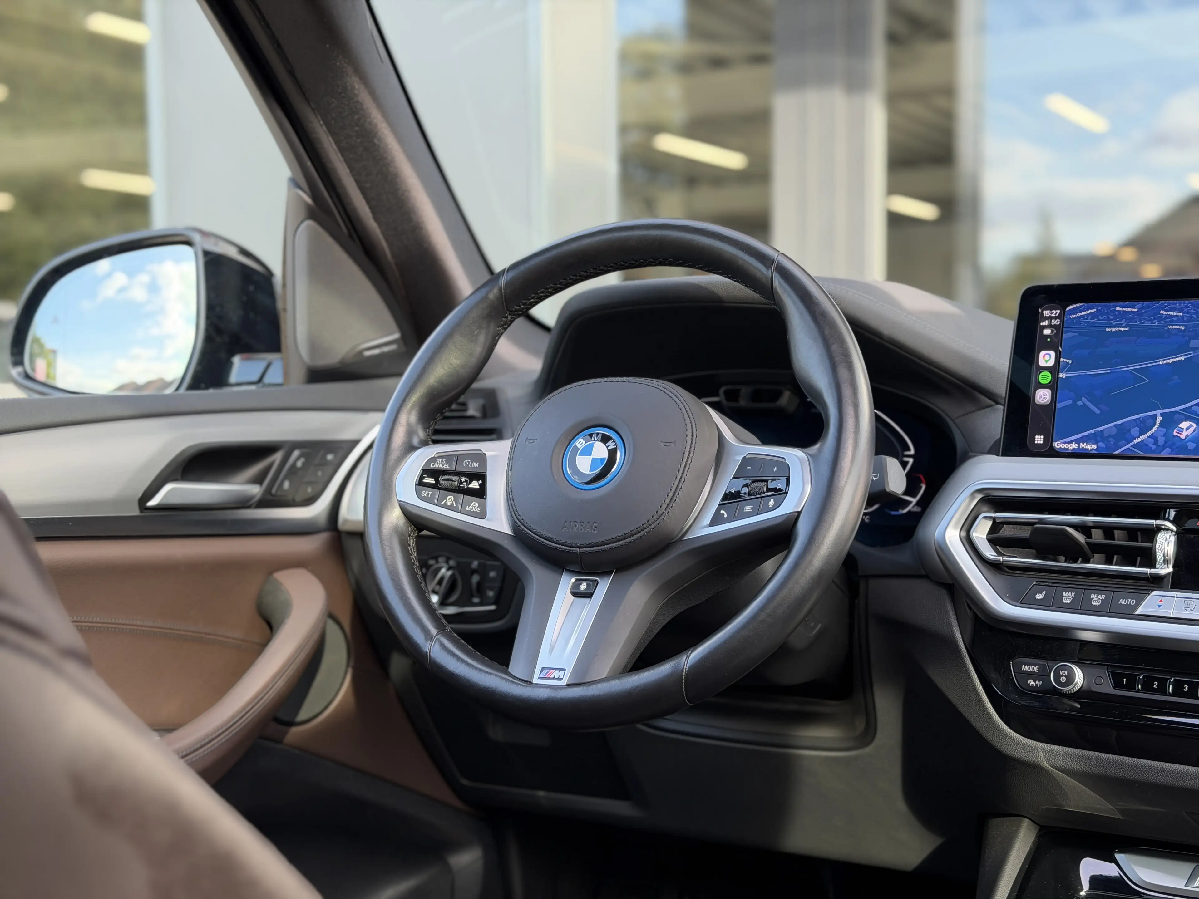 BMW iX3 High Executive M Pakket | SOH 99% | Panoramadak | — photo 13
