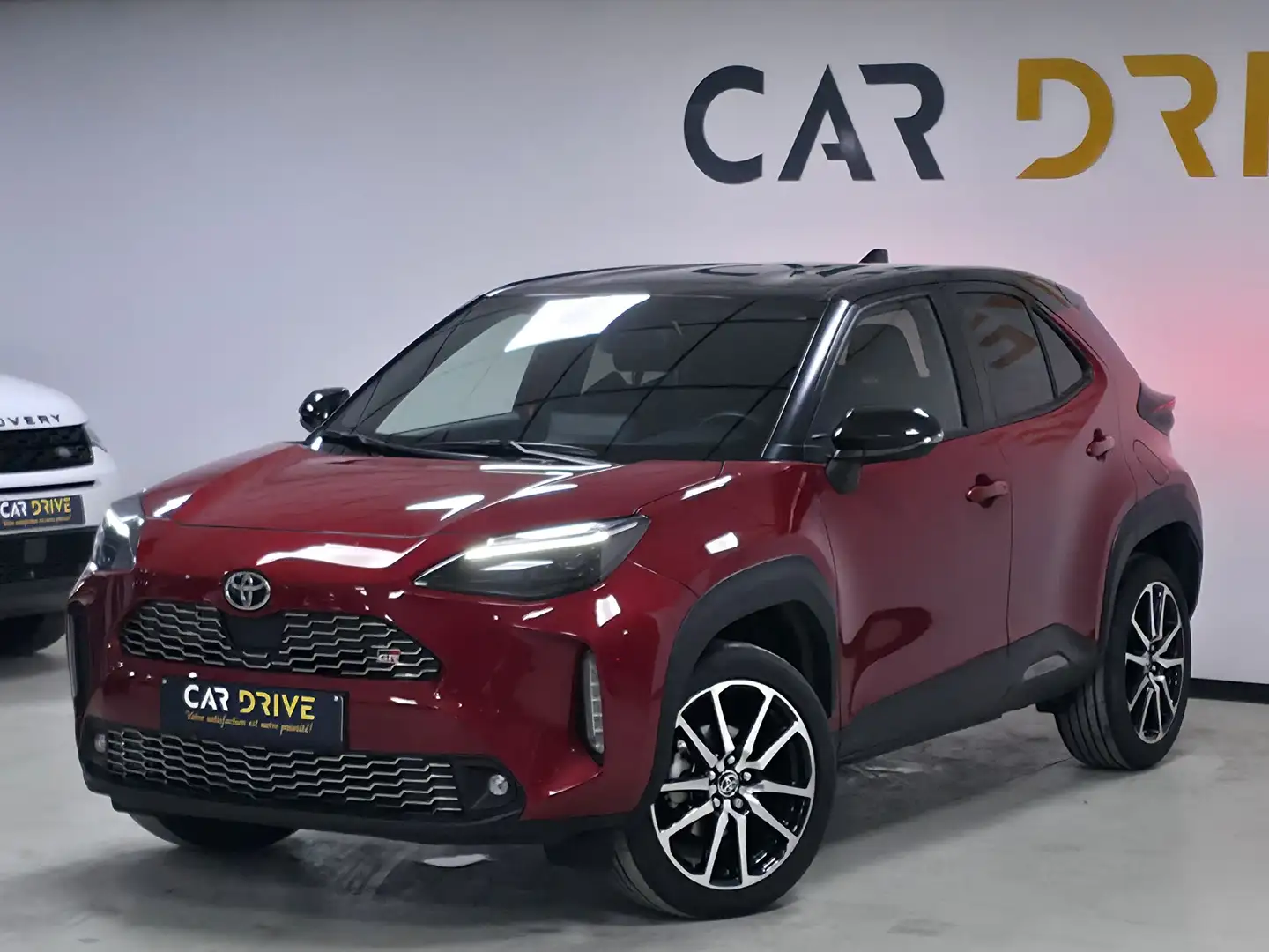 Toyota Yaris Cross Hybrid 1.5i VVT-i GR Sport FULL OPTIONS Rouge - 1