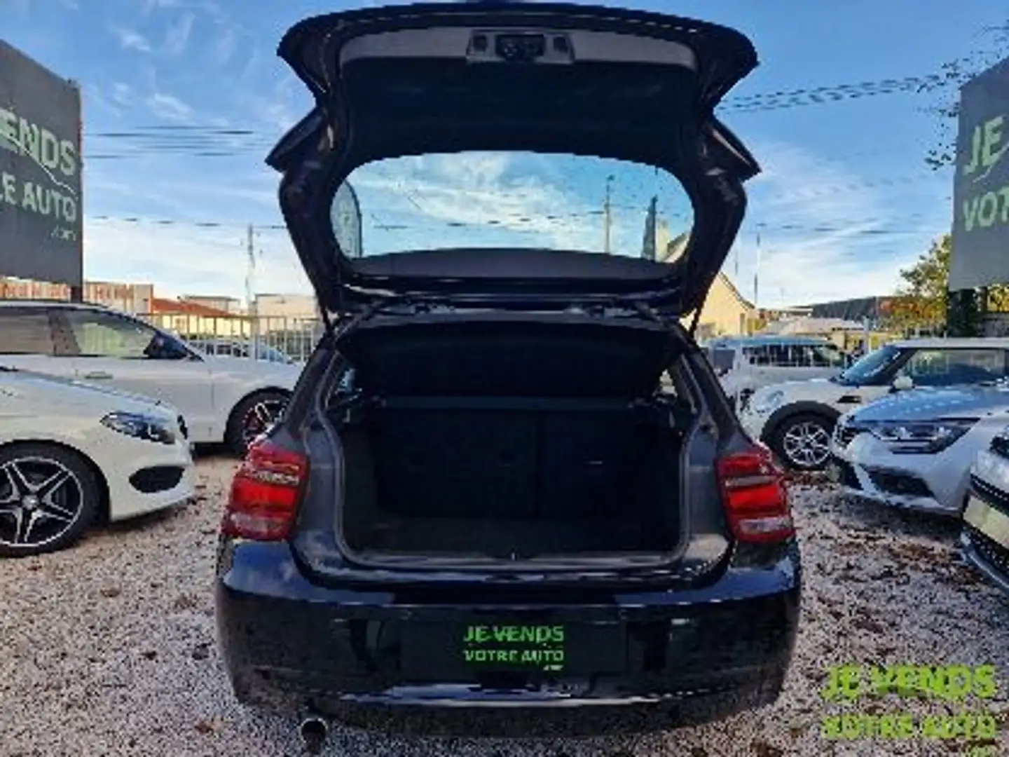 BMW 120 120d 184ch Business Schwarz - 2