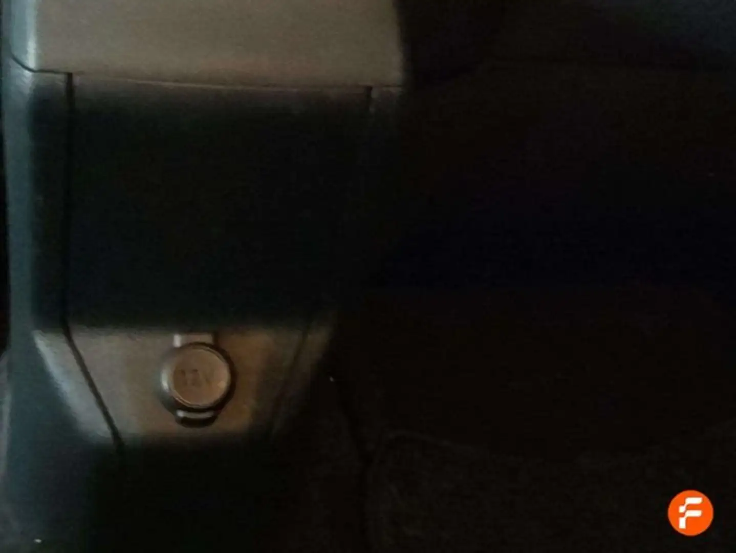 Peugeot 2008 1.6 BlueHDI Style 100 Blanc - 2