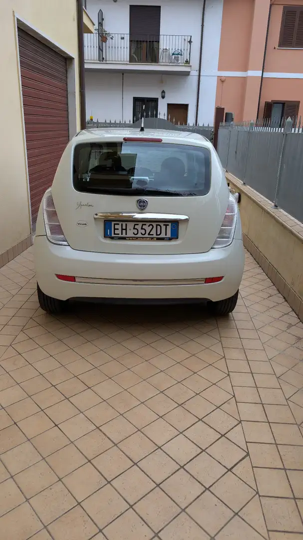 Lancia Ypsilon 1.2 8v Argento - 2
