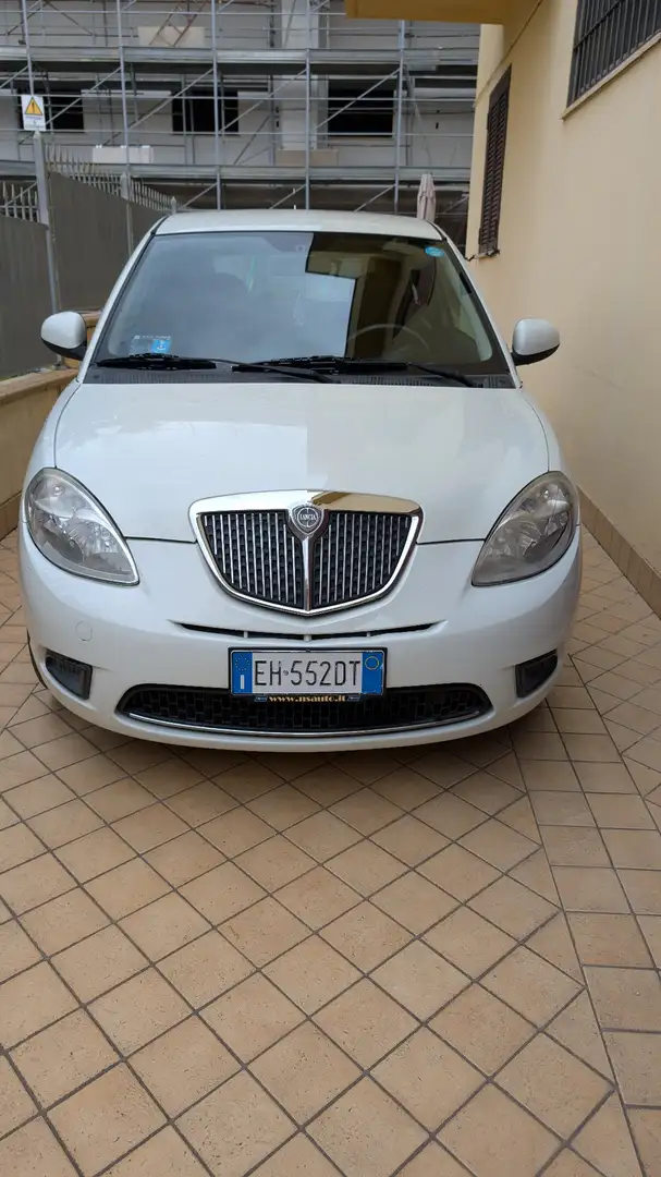 Lancia Ypsilon 1.2 8v Argento - 1
