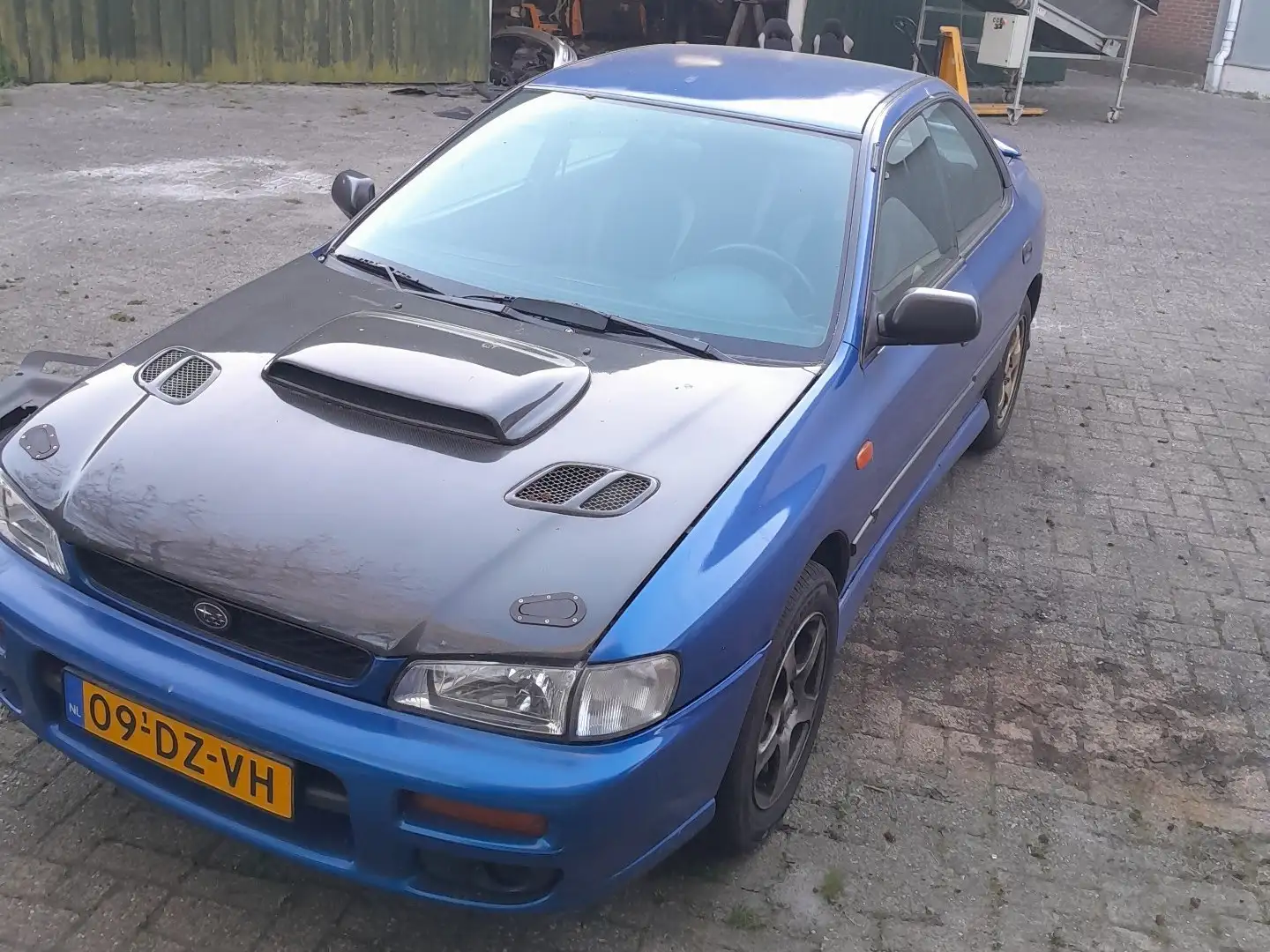 Subaru Impreza 2.0 turbo Modrá - 1