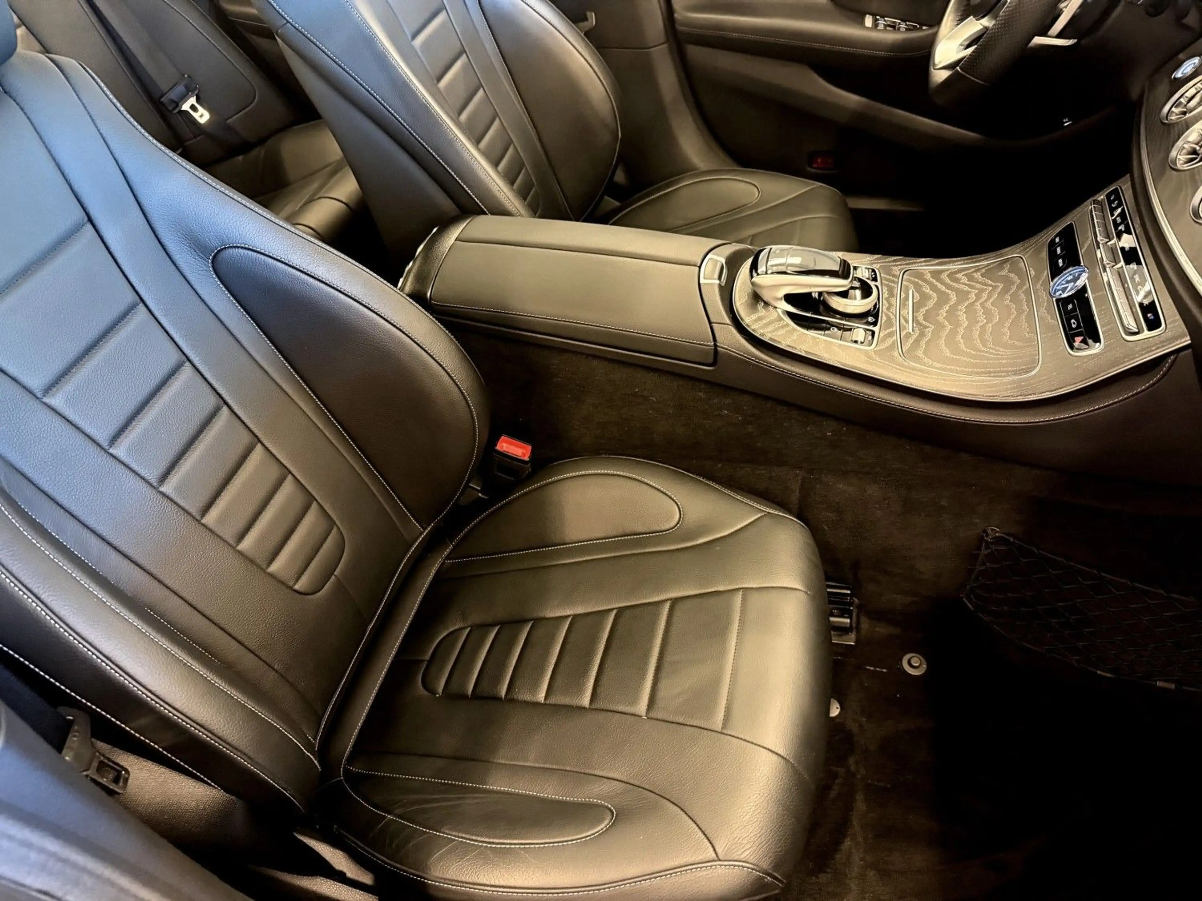 Mercedes-Benz CLS 450 4Matic 1Hand AMG Paket EGSD 360 Grad 1A — photo 4