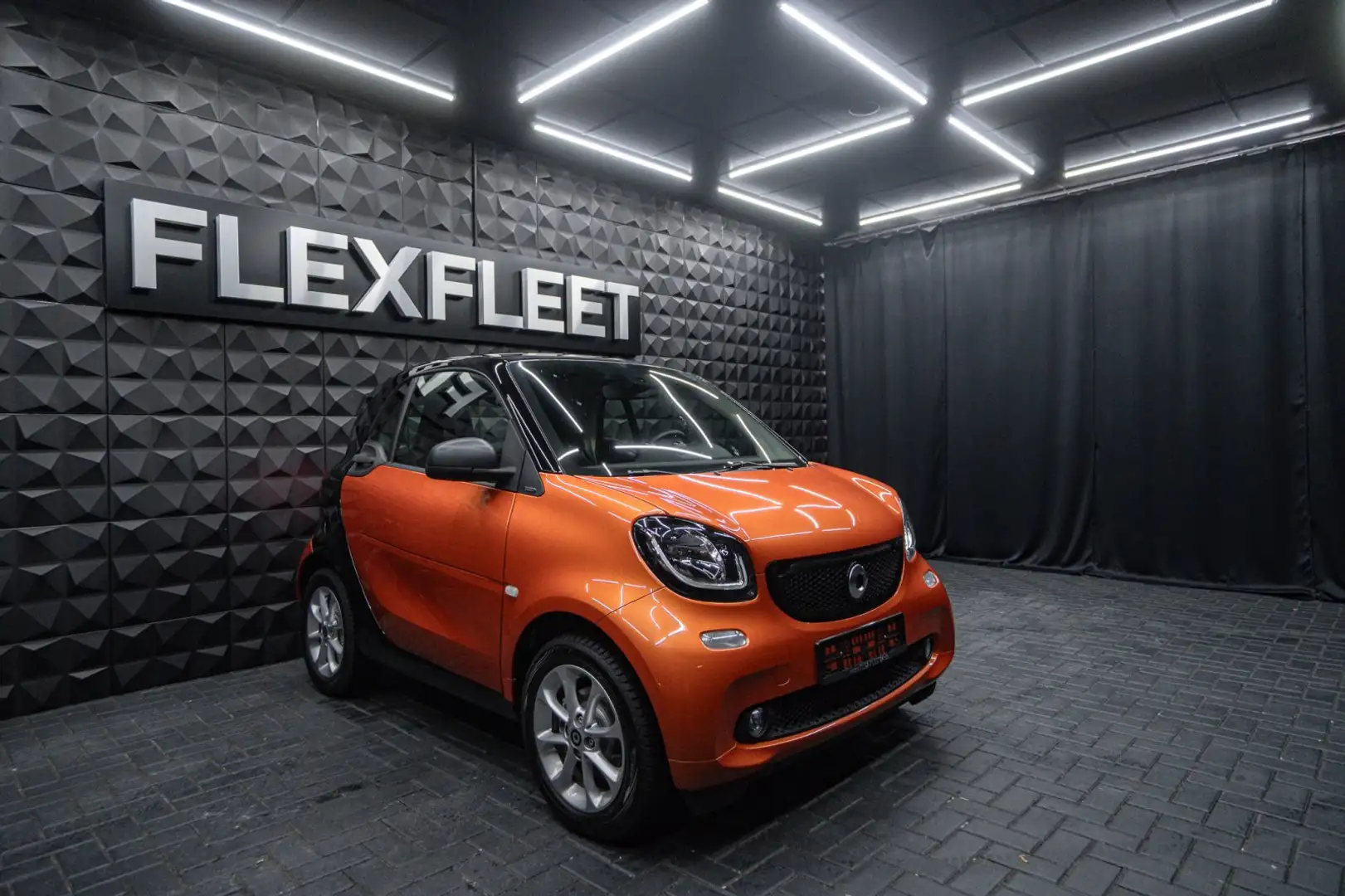 smart forTwo Coupe Passion Turbo LED Pano Schwarz - 2