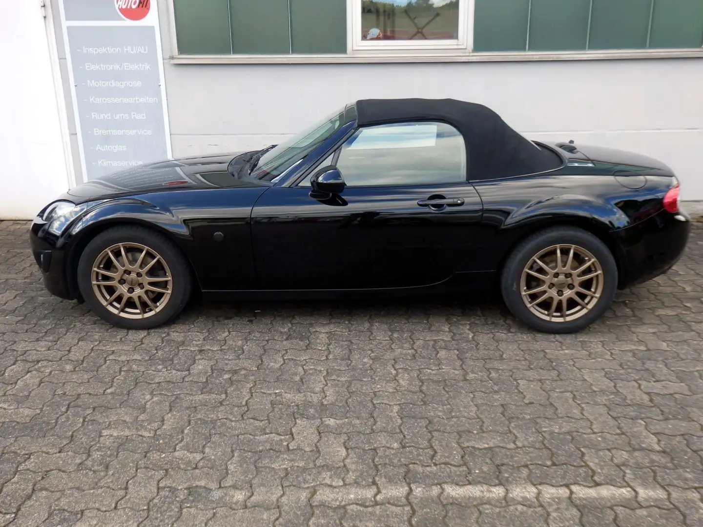 Mazda MX-5 MX-5 1.8 MZR Center-Line + TEC-Paket Schwarz - 2