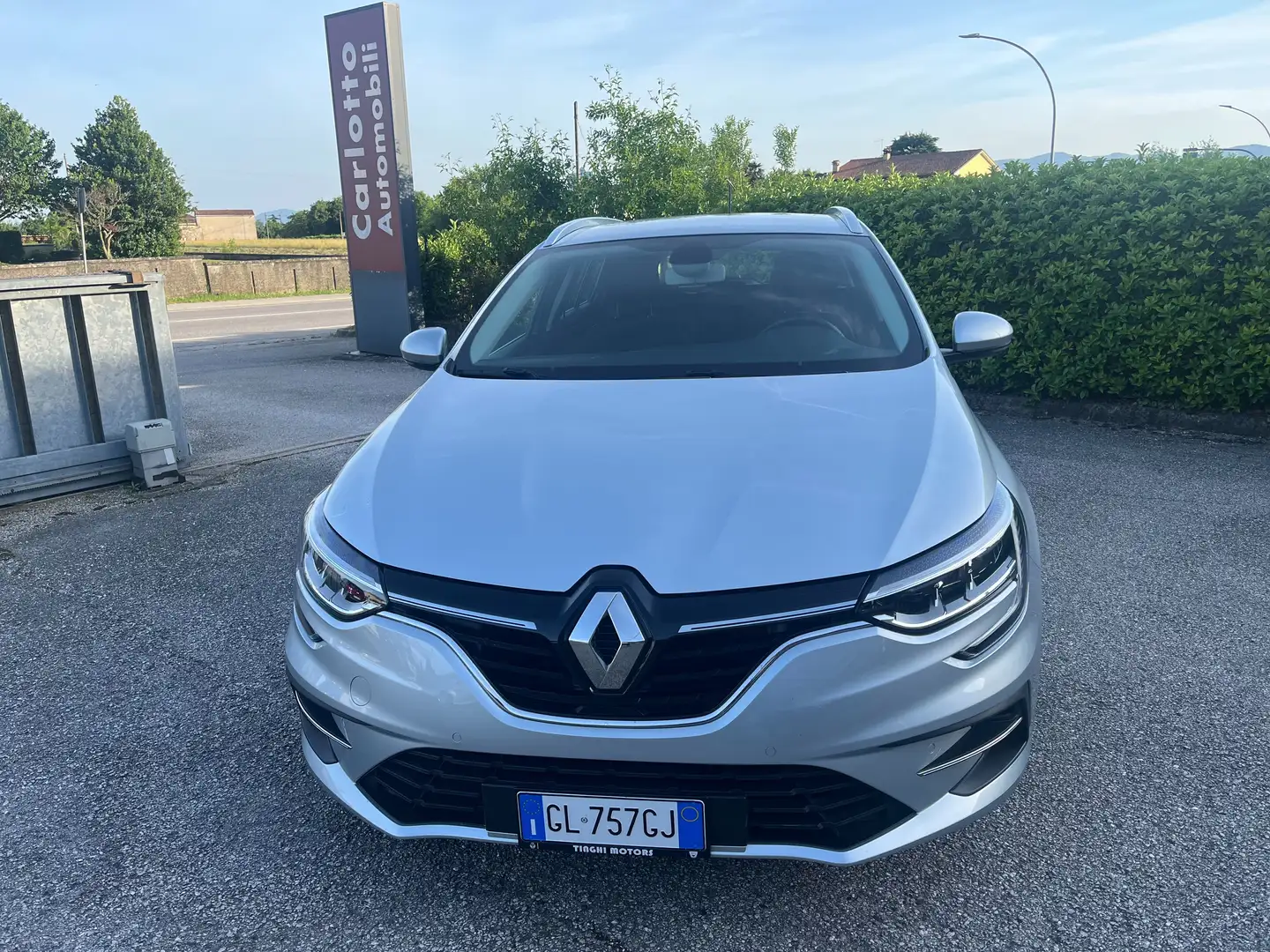 Renault Megane Sporter 1.5 blue dci Business 115cv edc Navi Led Argento - 2