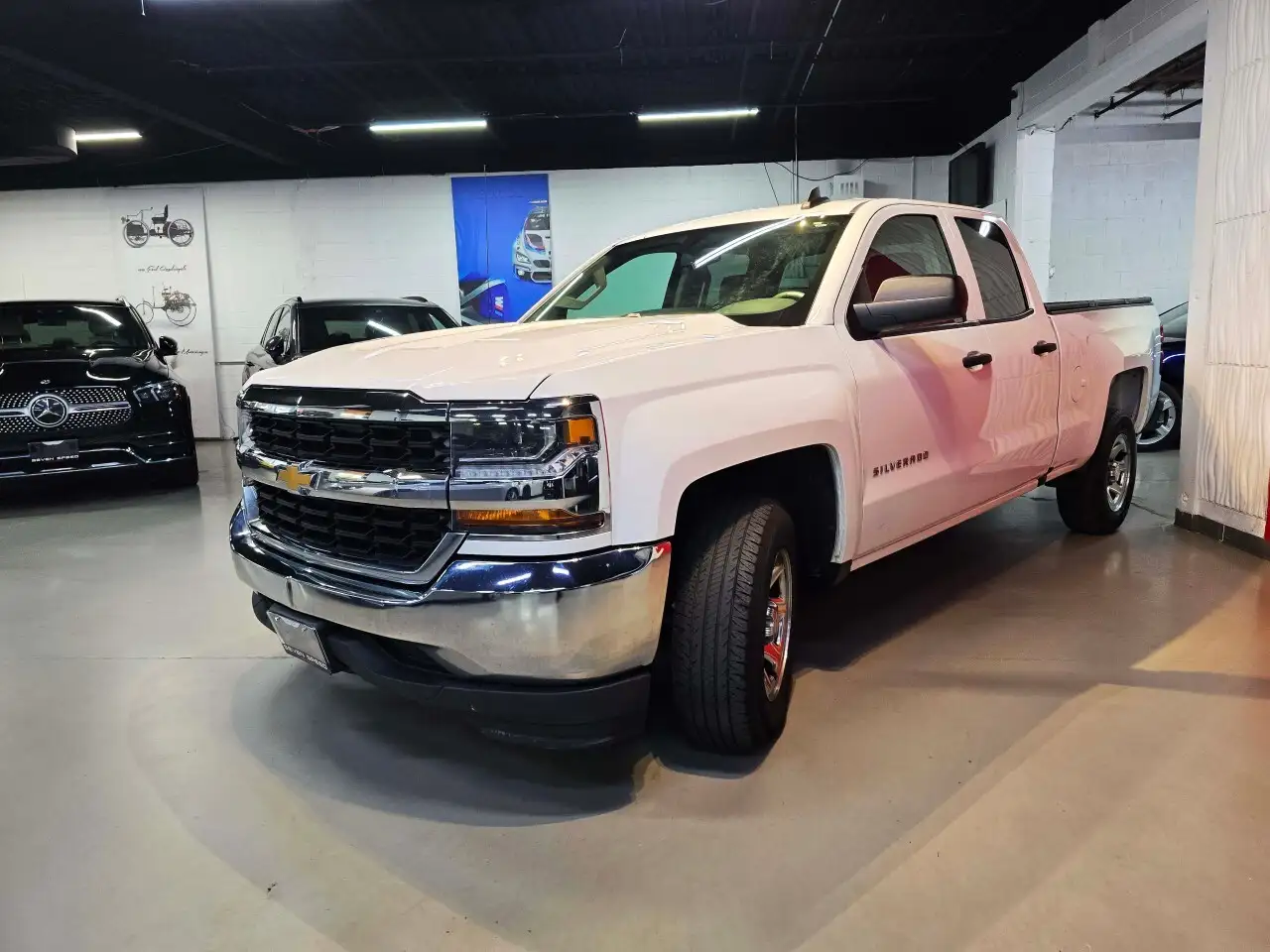 Chevrolet Silverado 1500 снимка Chevrolet Silverado 1500