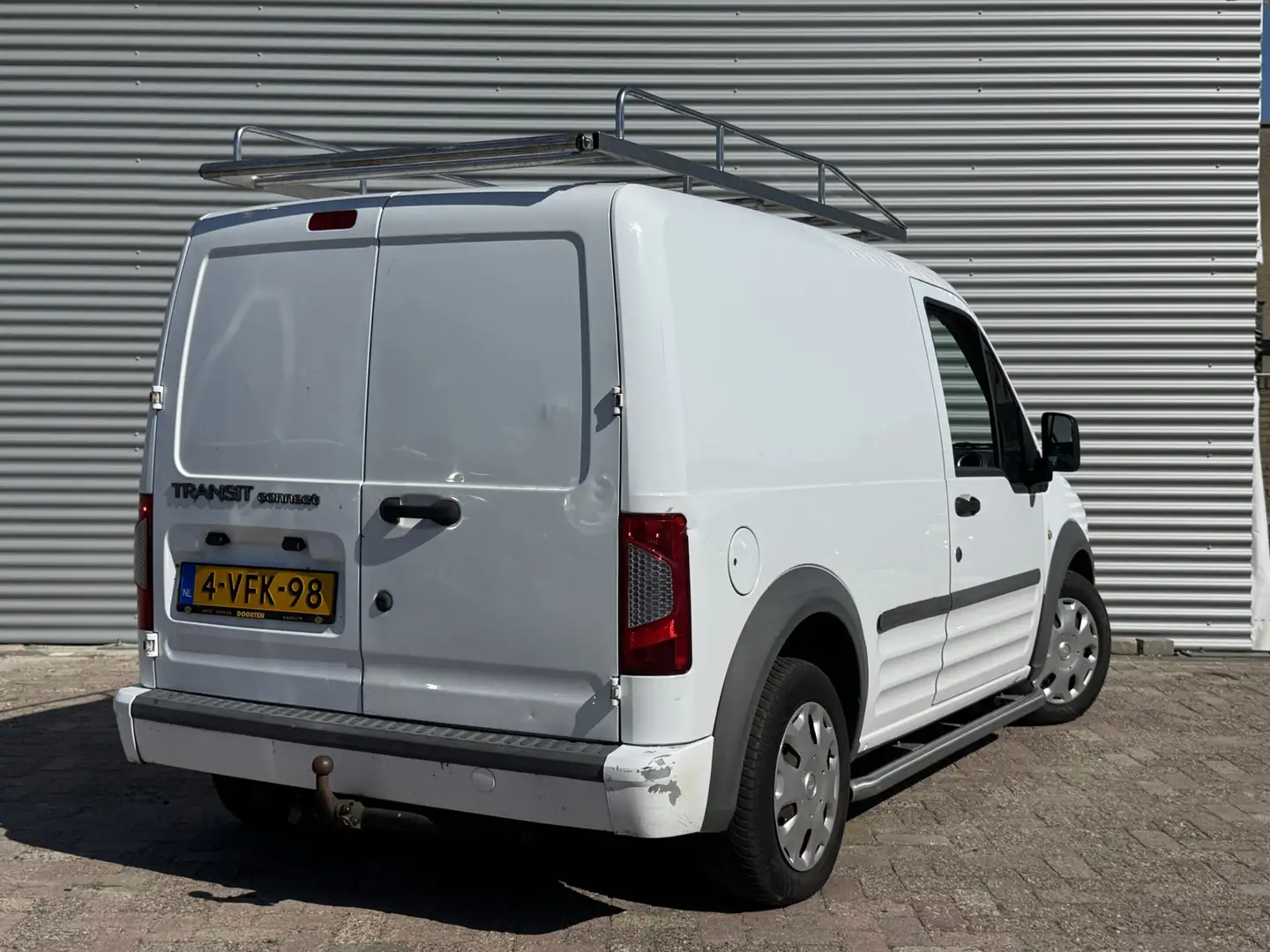 Ford Transit Connect T200S 1.8 TDCi Trend | Nieuw Binnen! | APK 25-04-2 Wit - 2