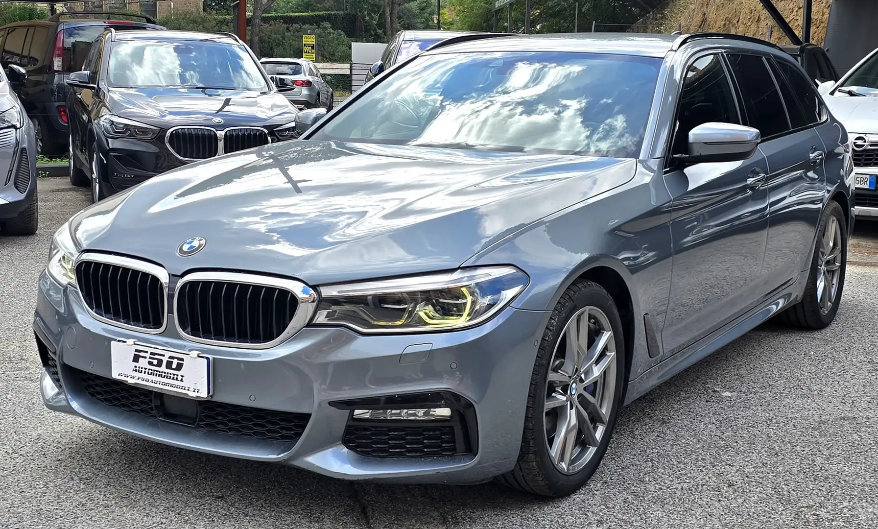 BMW 530 530d Touring xdrive Msport E6 - 1