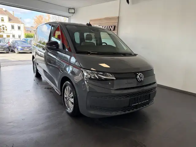 Volkswagen T7 Multivan 2.0 TDI/PDC/LED/Tempomet/Navi