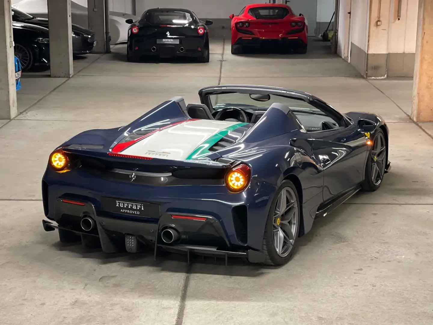 Ferrari 488 Spider*OneOff Colour*Airbrushed Shield Mavi - 2
