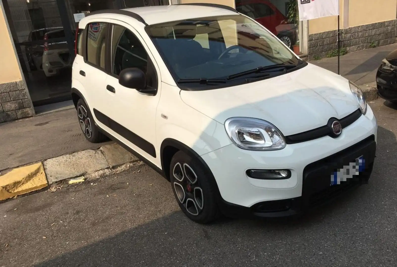 Fiat Panda 1.0 S&S Hybrid Weiß - 1