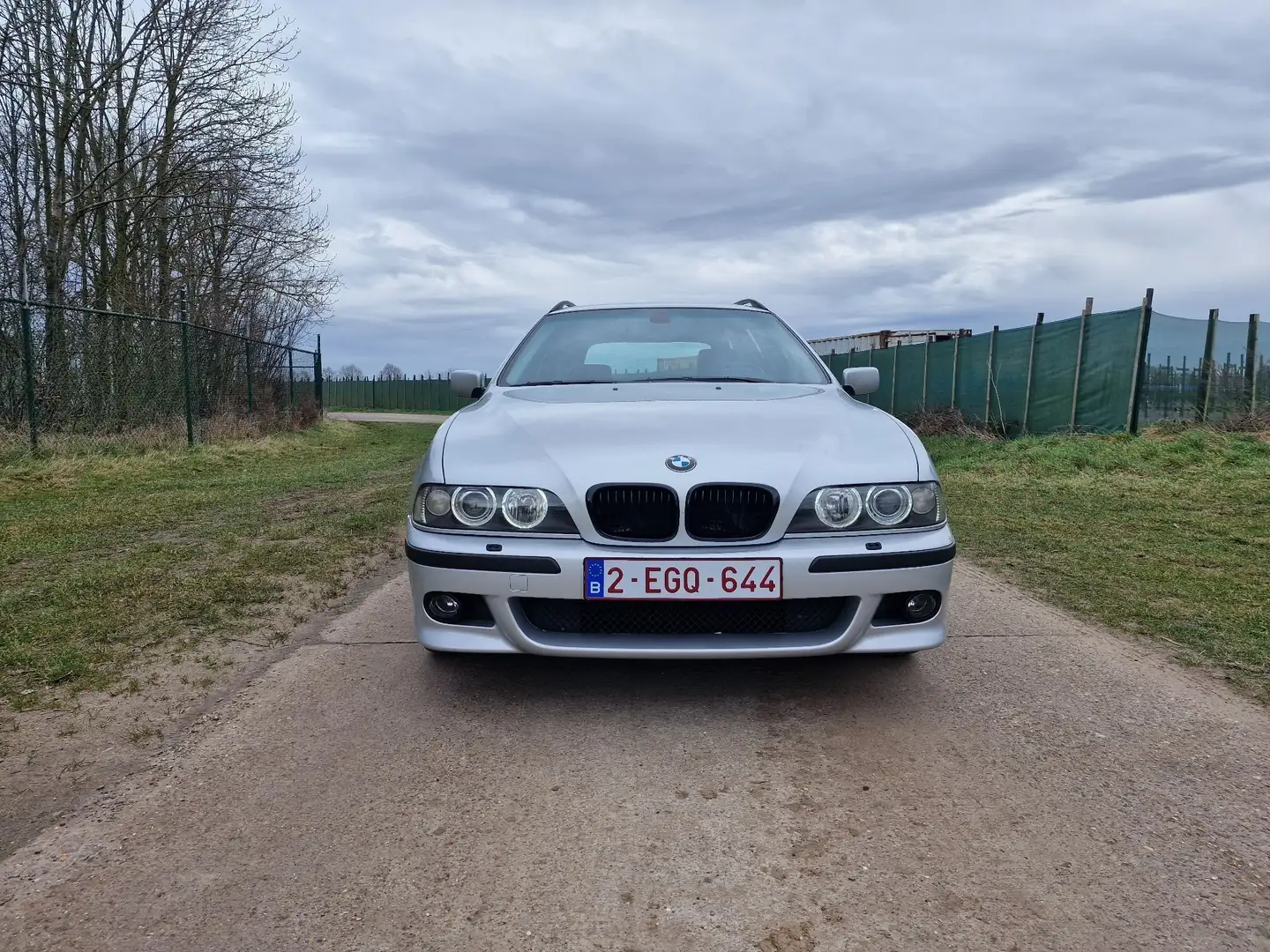 BMW 540 Bmw e39 540i V8 touring lichte vracht Plateado - 2