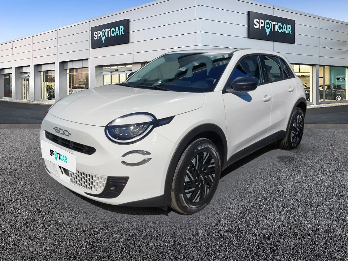 Fiat 600 Hybrid mHEV 145 6-Gang eDCT Pop Weiß - 1