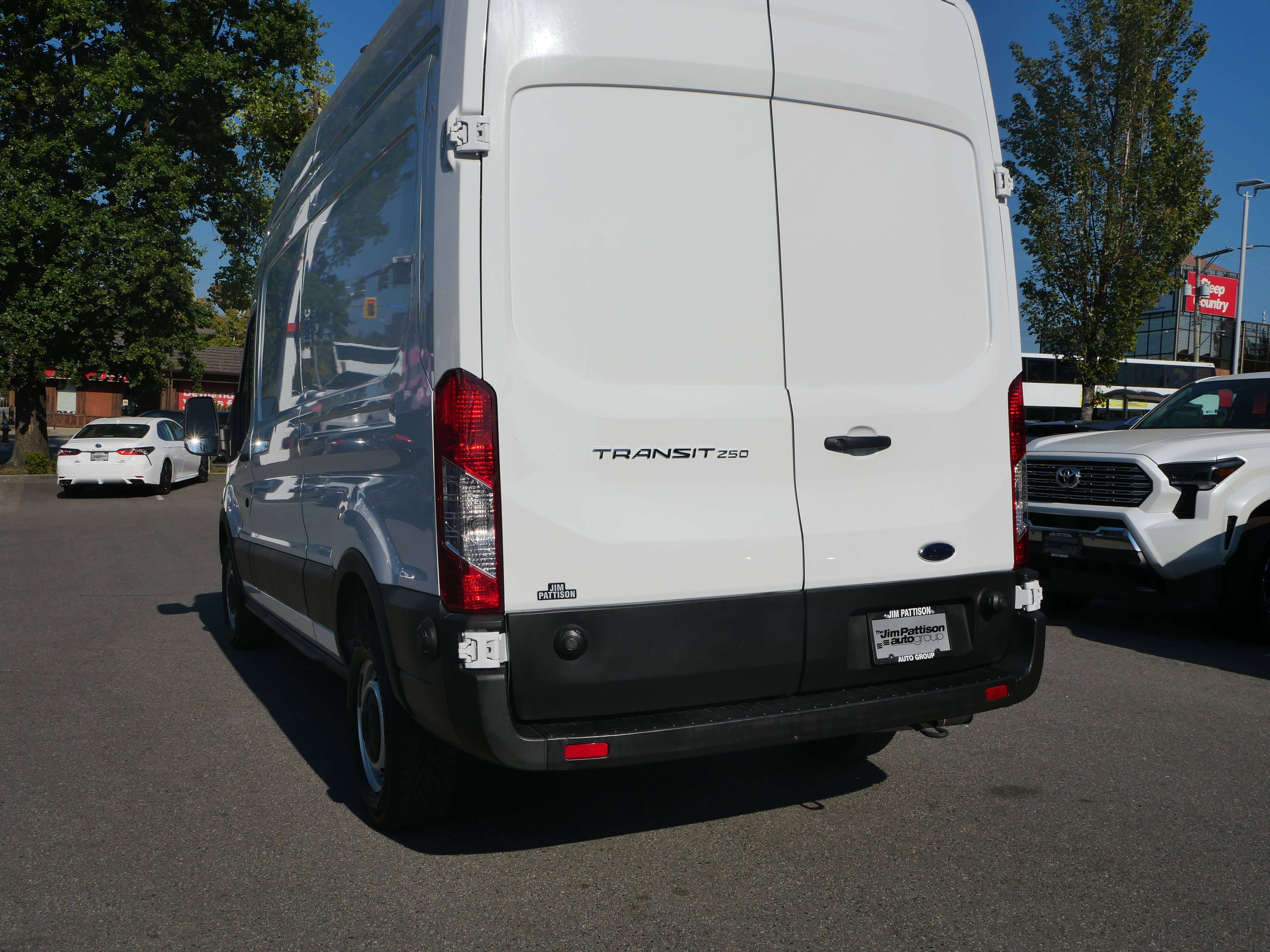2025 Ford Transit Cargo Van