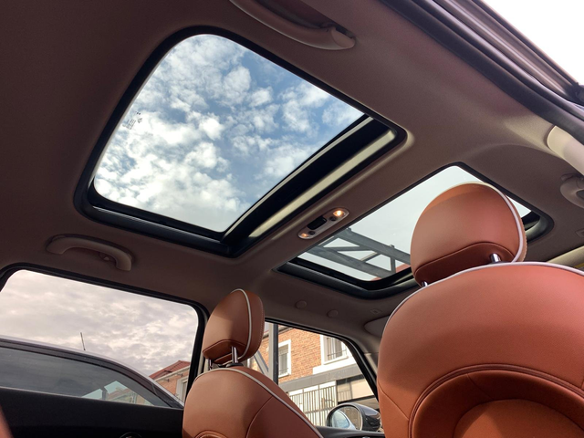 MINI Cooper Clubman Clubman PREMIUM PLUS Cooper 136 ch DKG7