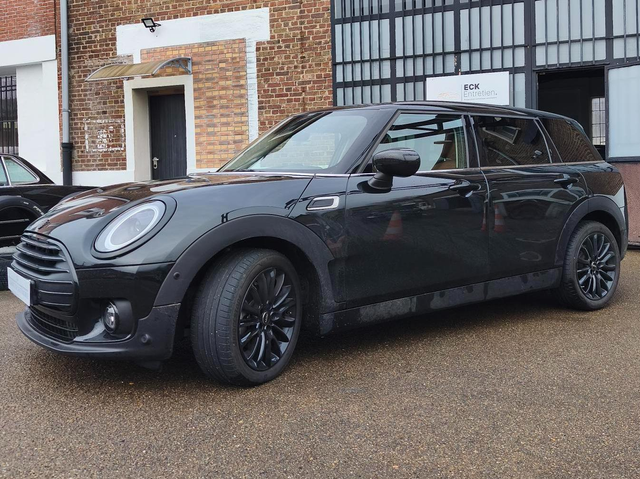 MINI Cooper Clubman Clubman PREMIUM PLUS Cooper 136 ch DKG7