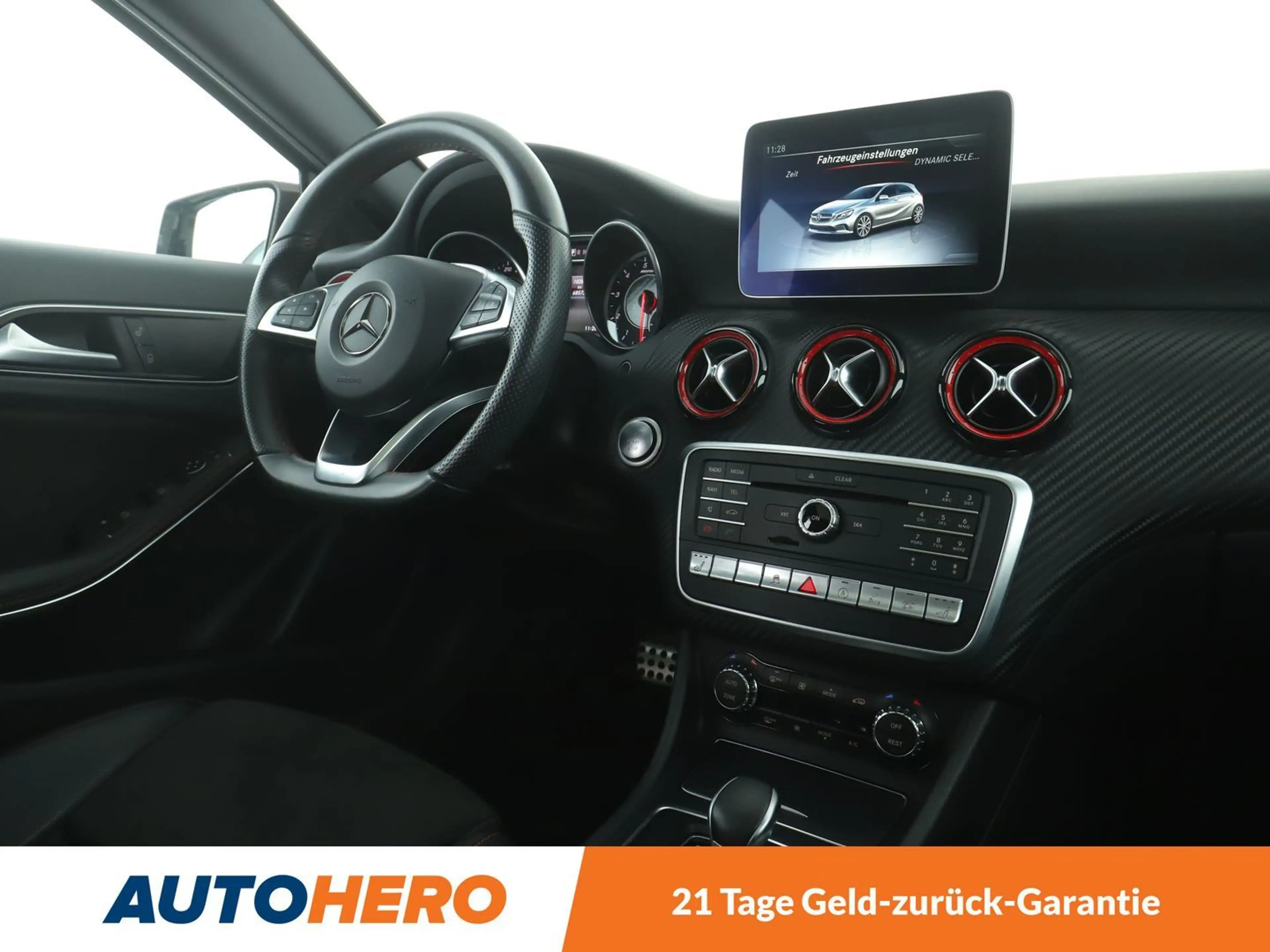 Mercedes-Benz A 45 AMG A 45 AMG 4Matic Sport Aut.*NAVI*LED*TEMPO*CAM* — photo 13