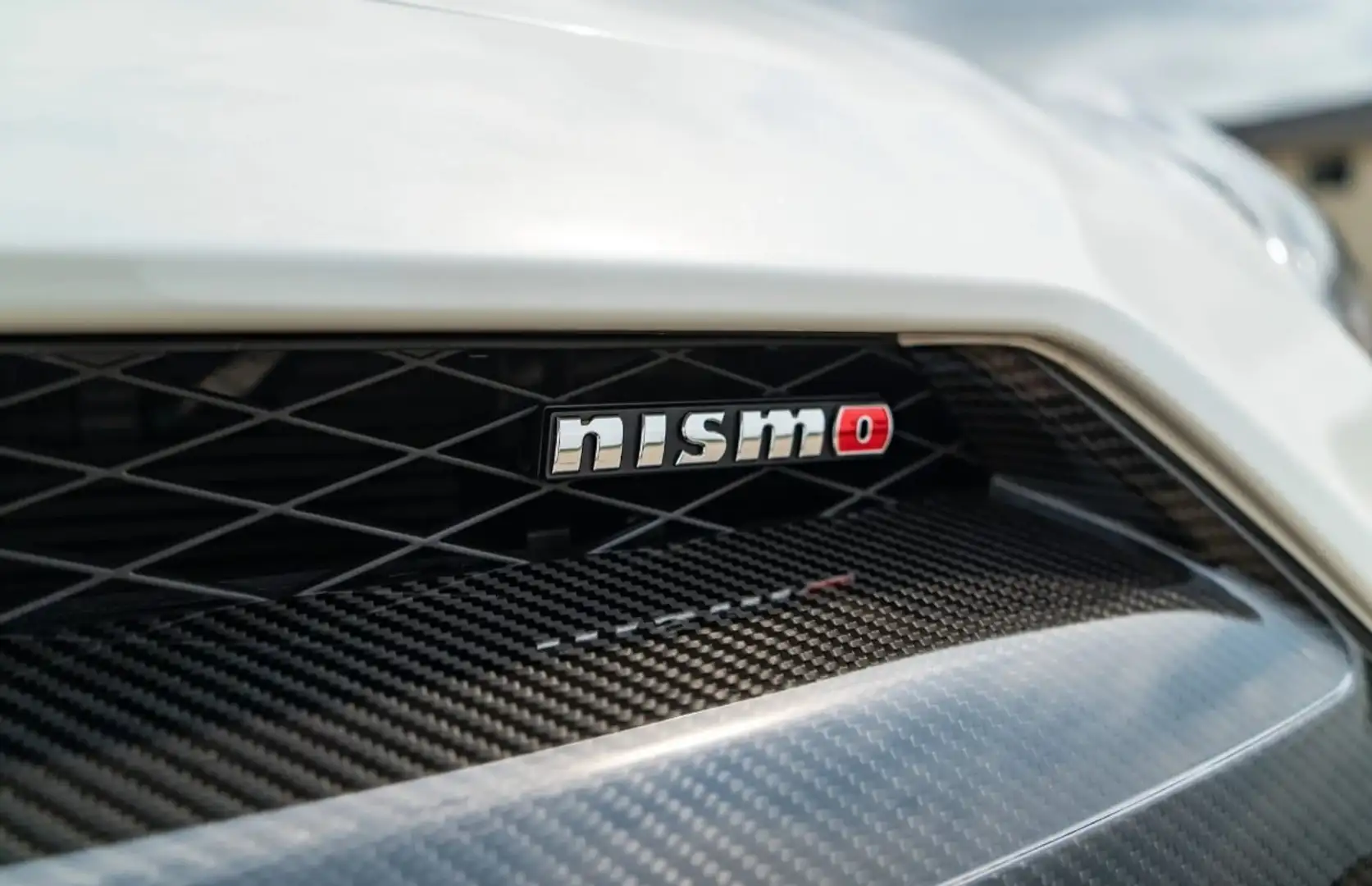 Nissan GT-R NISMO 3.8 V6 Coupe Bílá - 1