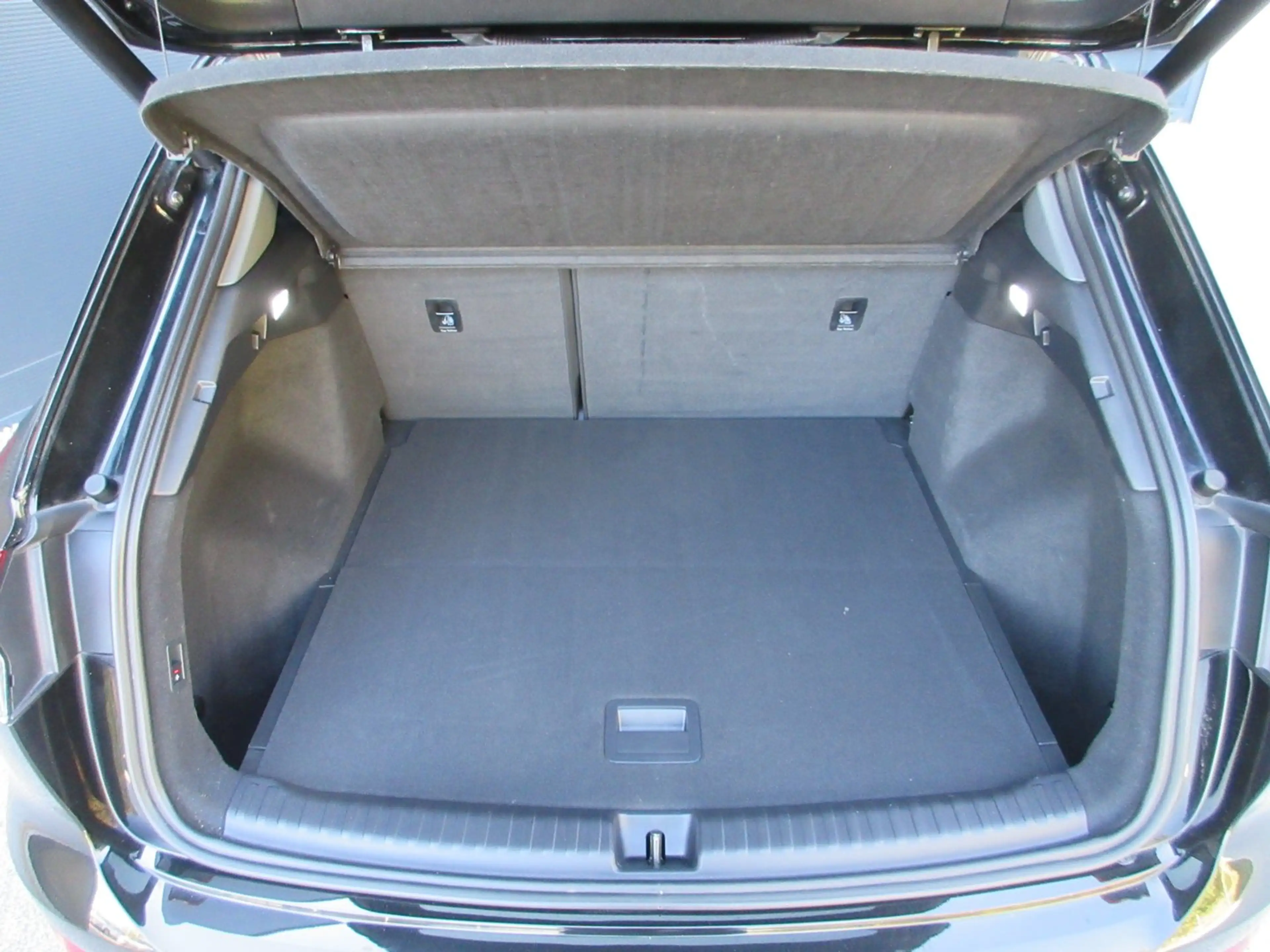 Audi Q4 e-tron Audi Q4 40 e-tron — photo 15