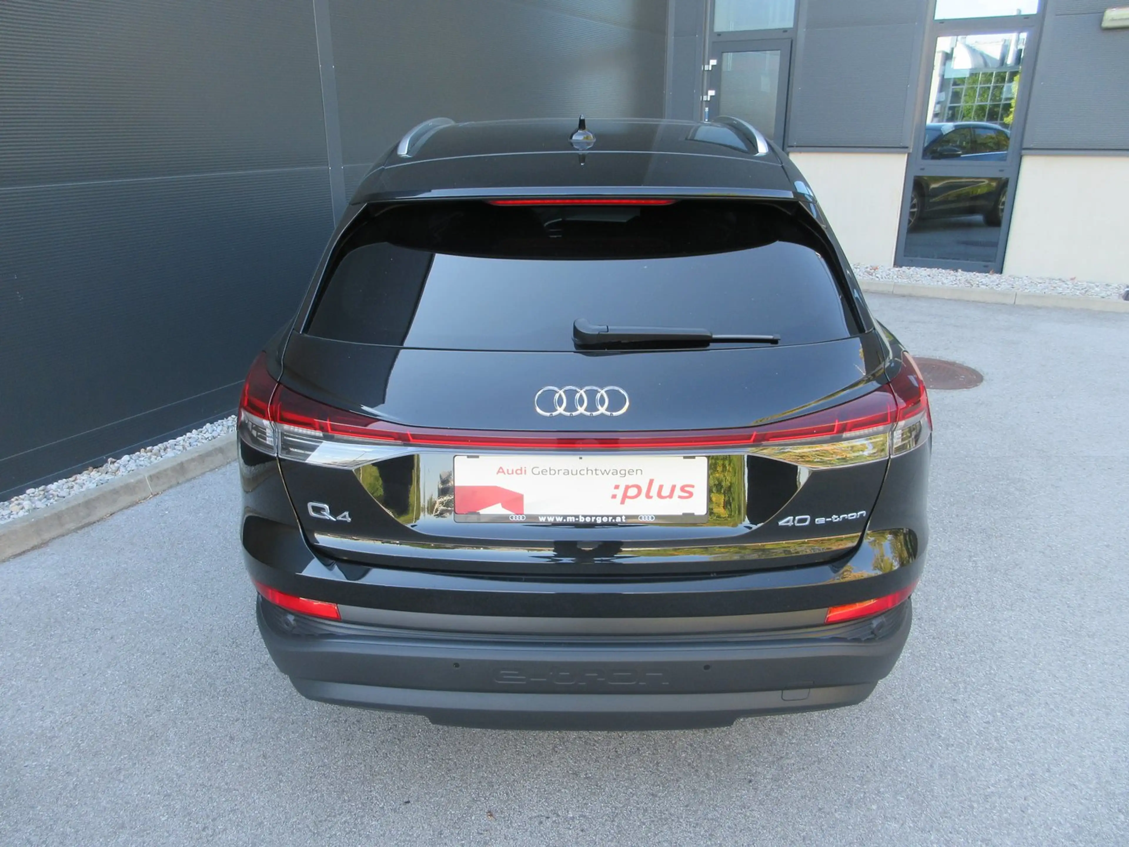 Audi Q4 e-tron Audi Q4 40 e-tron — photo 10