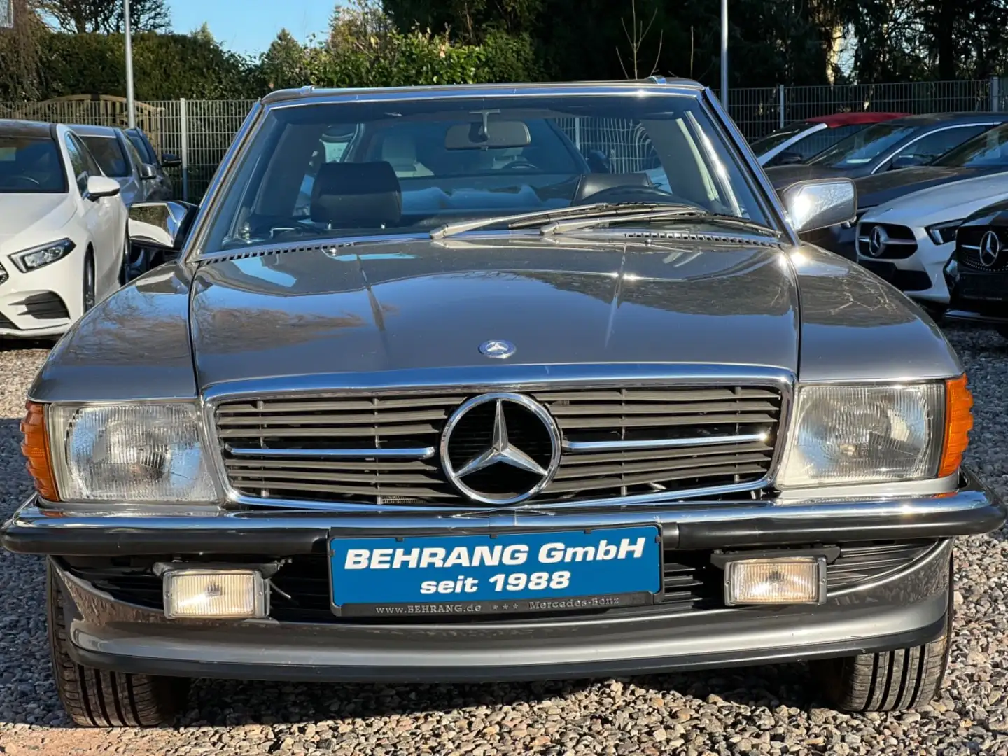 Mercedes-Benz 300 SL R107 2.HAND *AUTOMATIK* Grau - 2