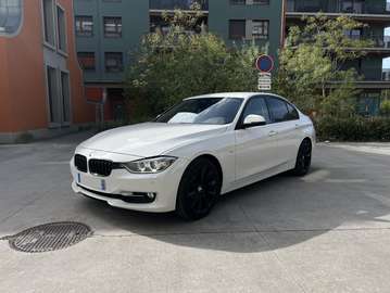 320i 184 ch Modern