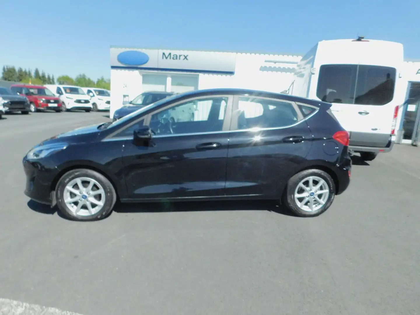 Ford Fiesta Titanium Schwarz - 2