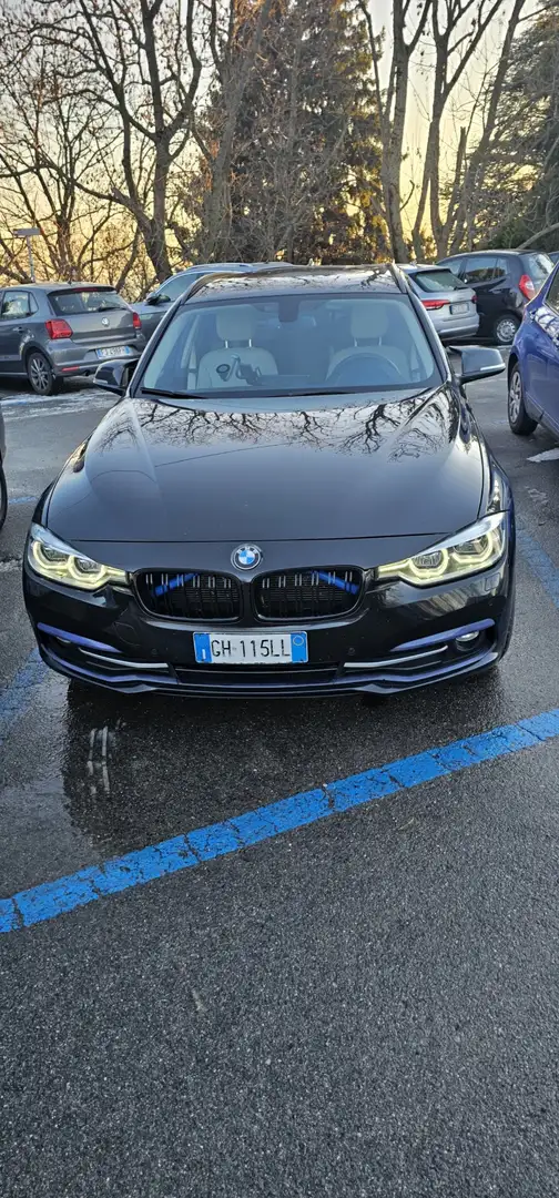 BMW 320 320dA Touring xDrive - 2