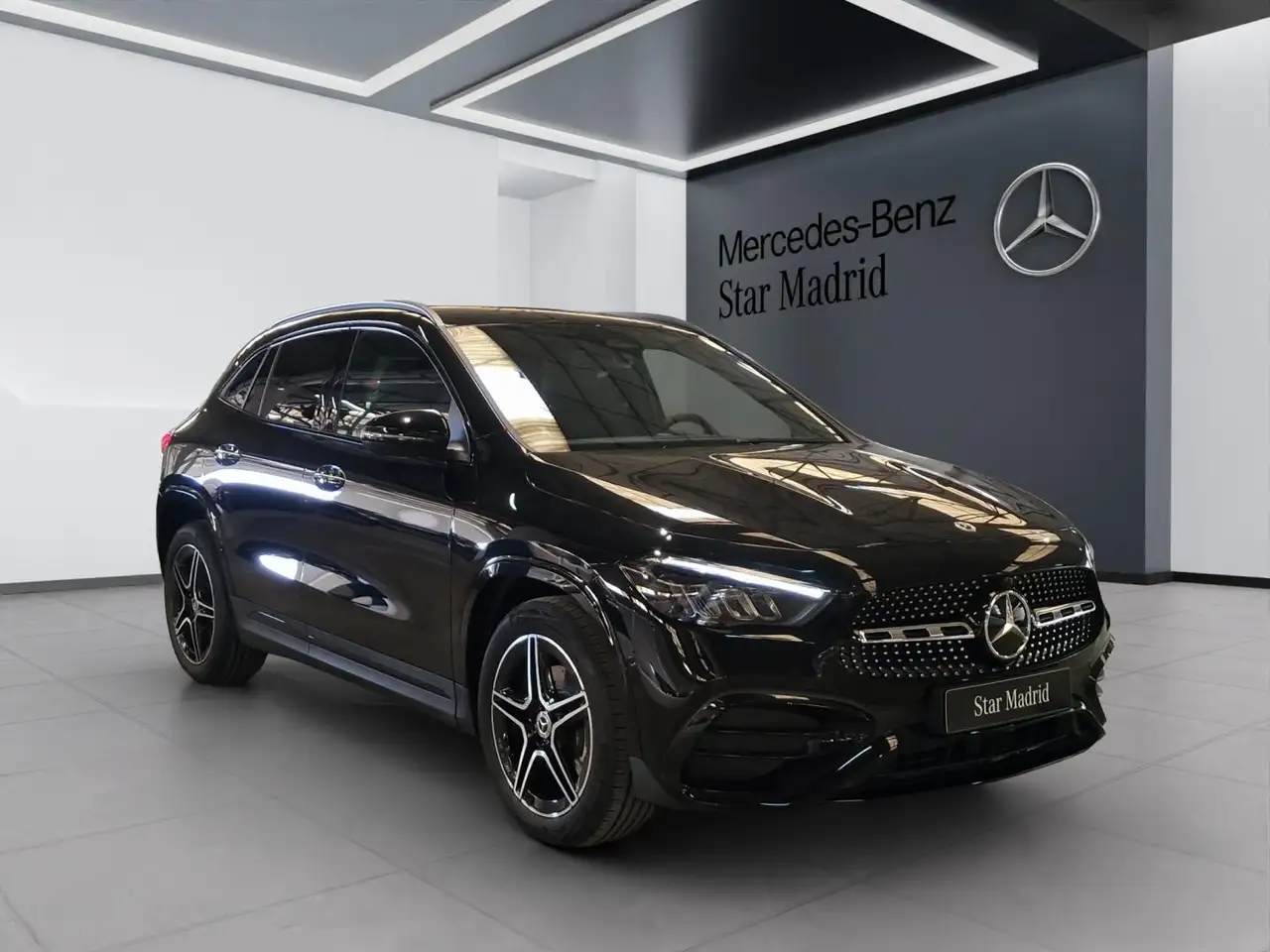 Mercedes-Benz GLA 200