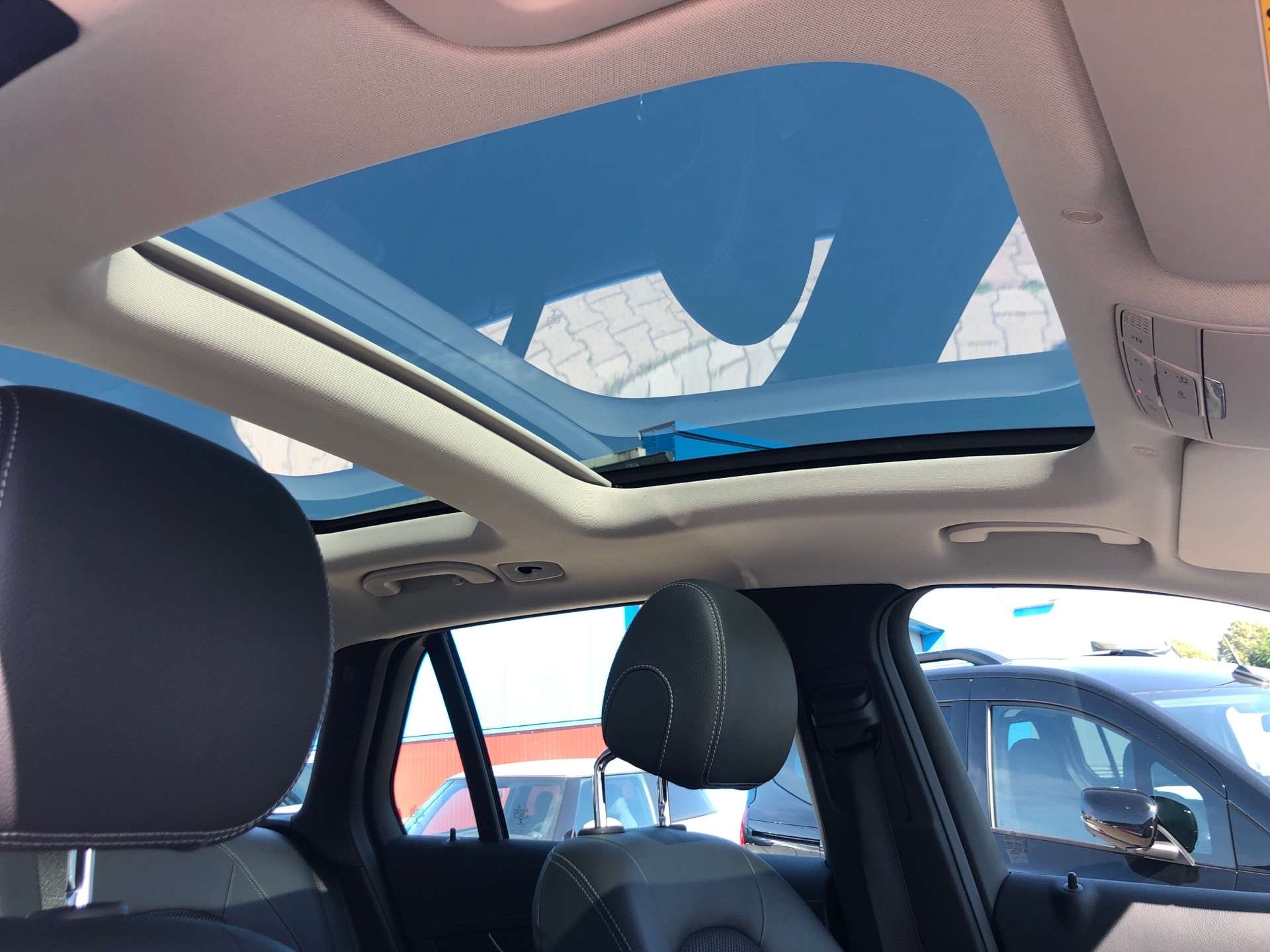 Mercedes-Benz GLC 200