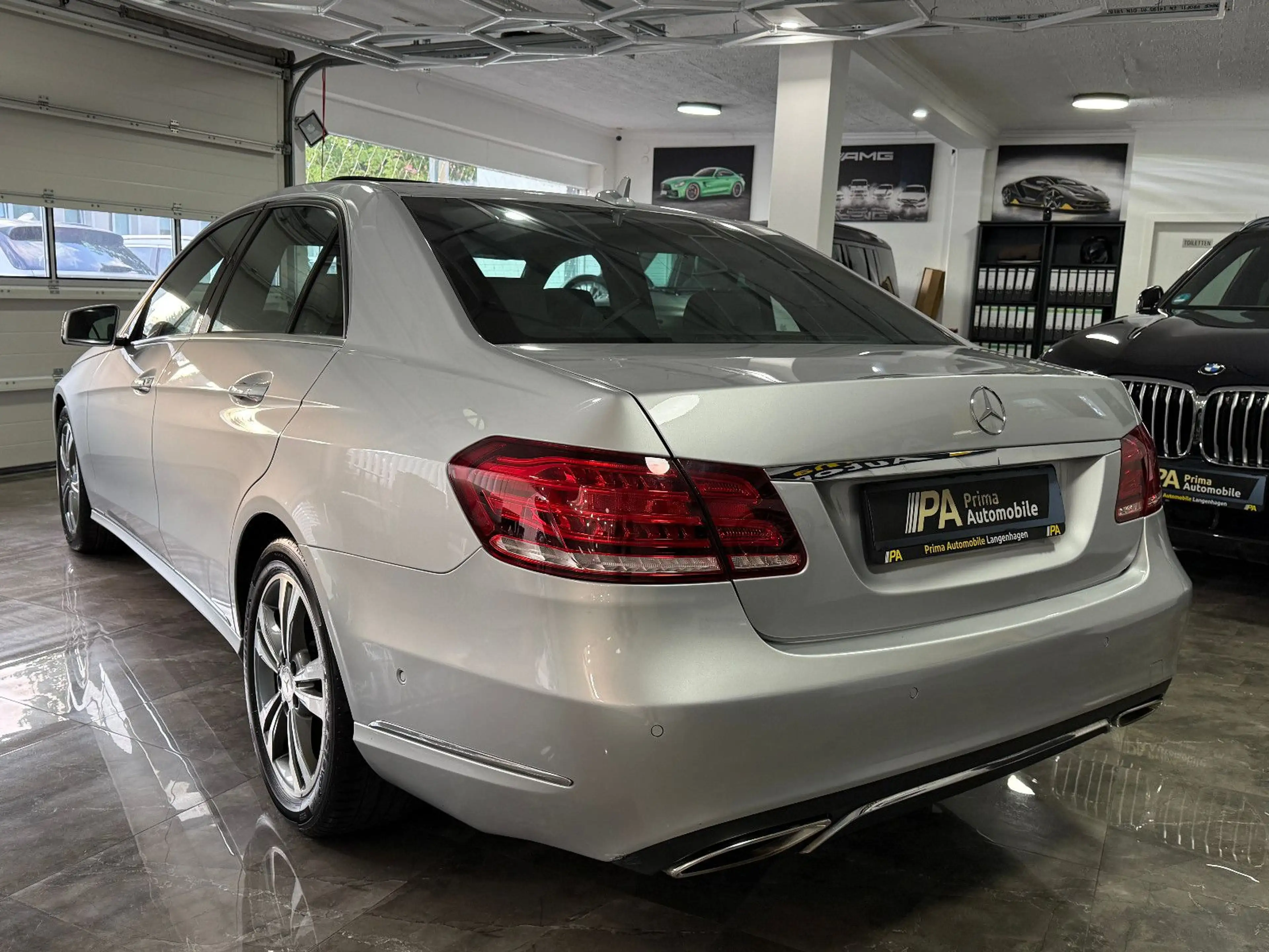 Mercedes-Benz E 250 CGI BlueEfficiency / ILS Schiebedach Navi — photo 3