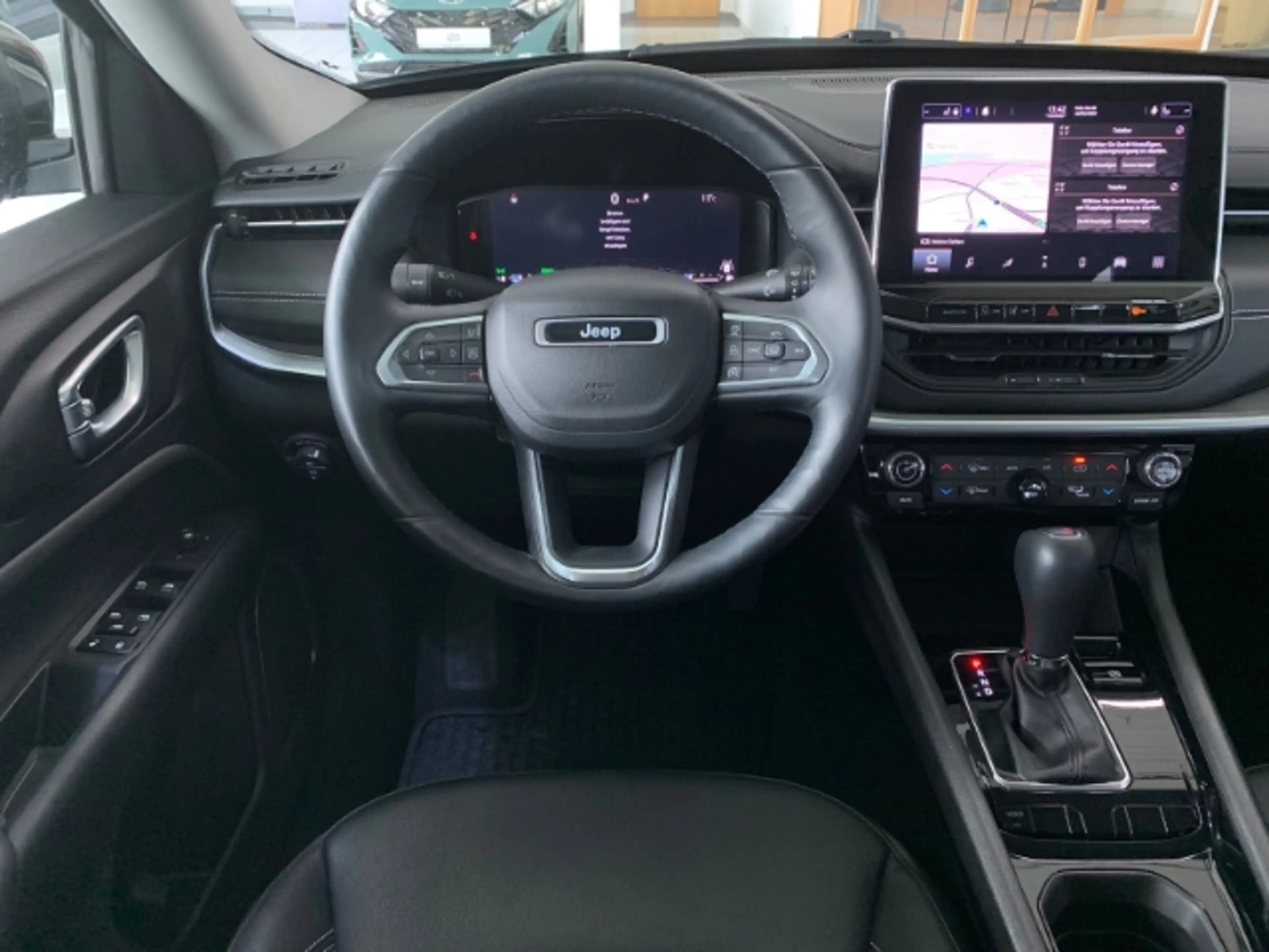 Jeep Compass Limited Mild-Hybrid FWD Digitales Cockpit LED ACC — photo 11