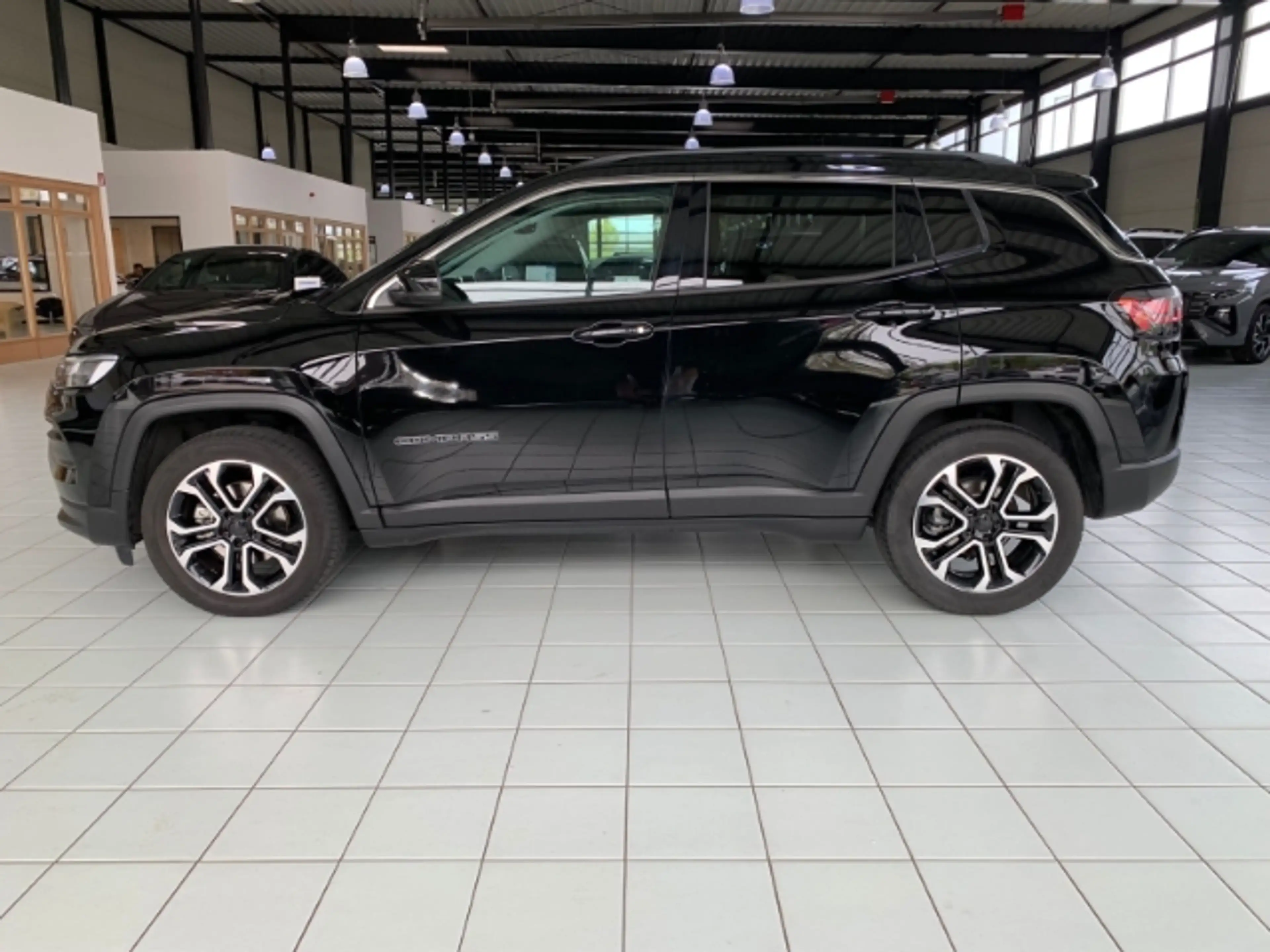 Jeep Compass Limited Mild-Hybrid FWD Digitales Cockpit LED ACC — photo 5