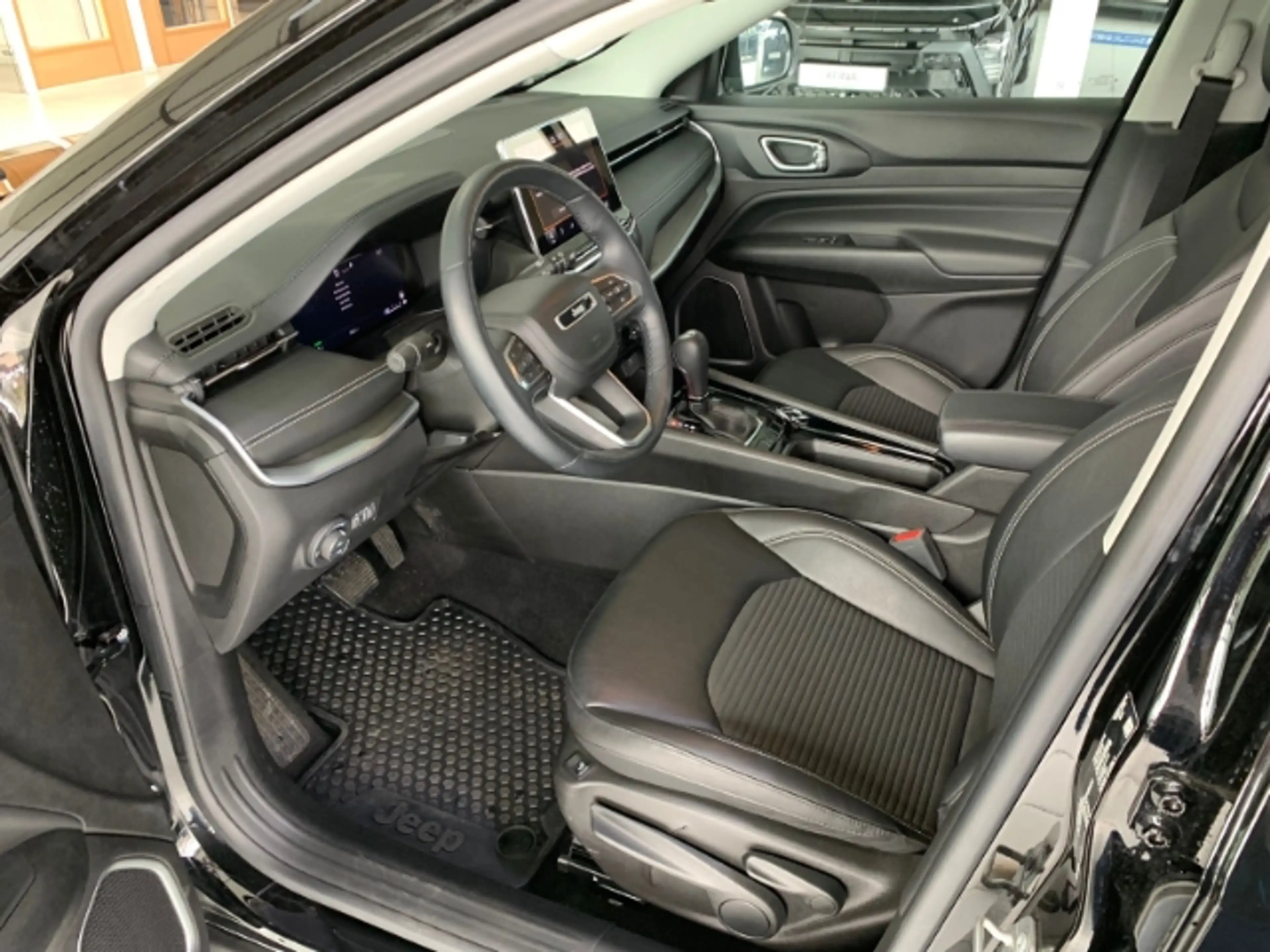 Jeep Compass Limited Mild-Hybrid FWD Digitales Cockpit LED ACC — photo 8
