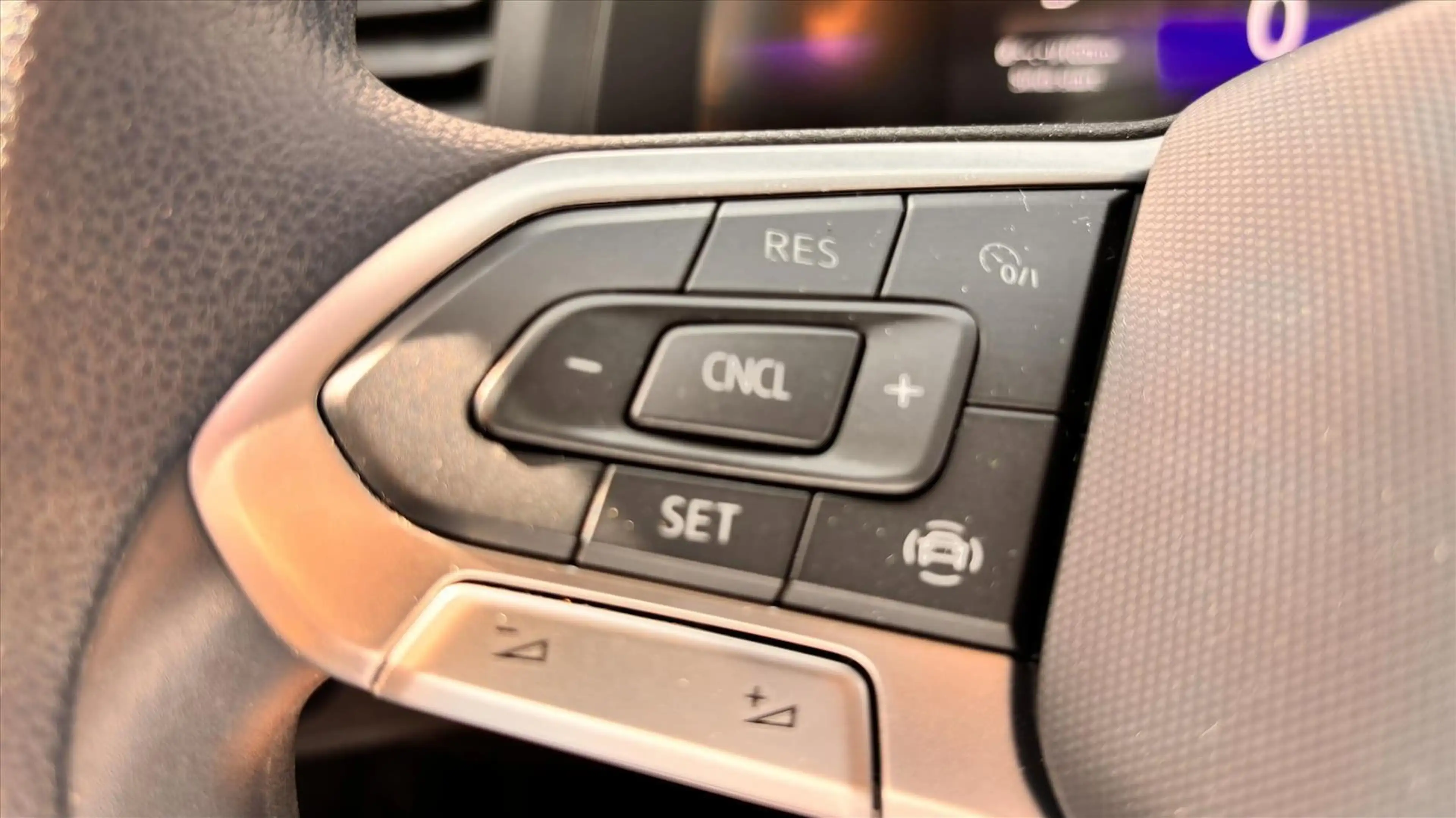 Volkswagen Polo 1.0 MPI Polo — photo 20