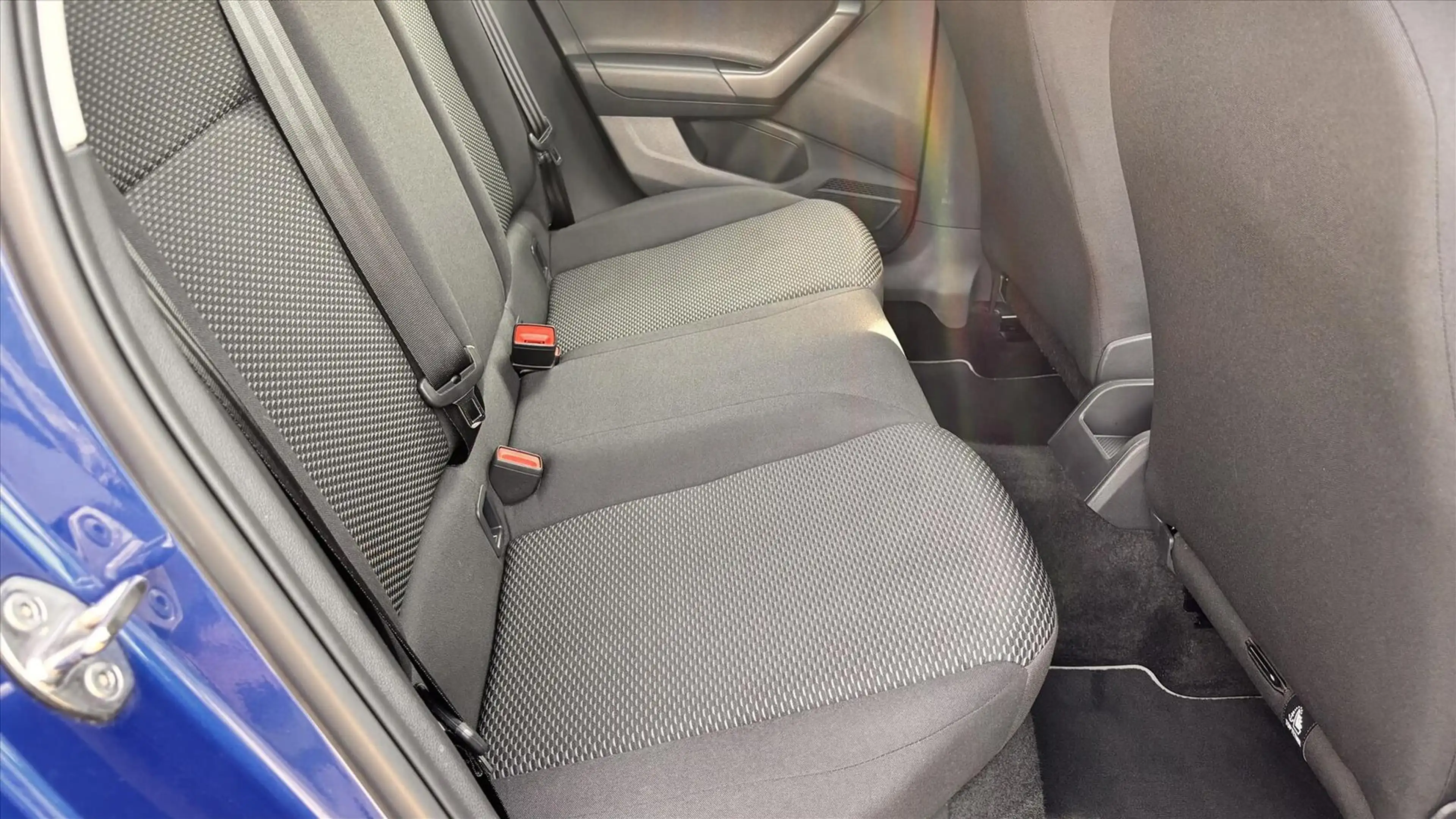 Volkswagen Polo 1.0 MPI Polo — photo 9
