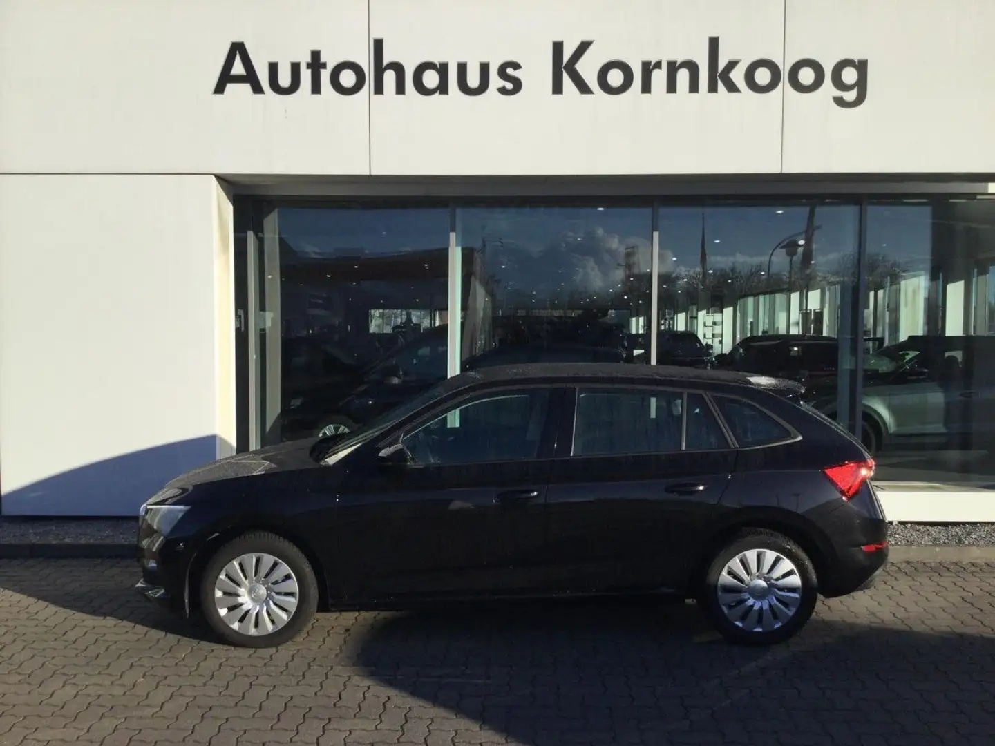 Skoda Scala 1.0 TSI Ambition KAM App ACC Bluetooth LED Schwarz - 1