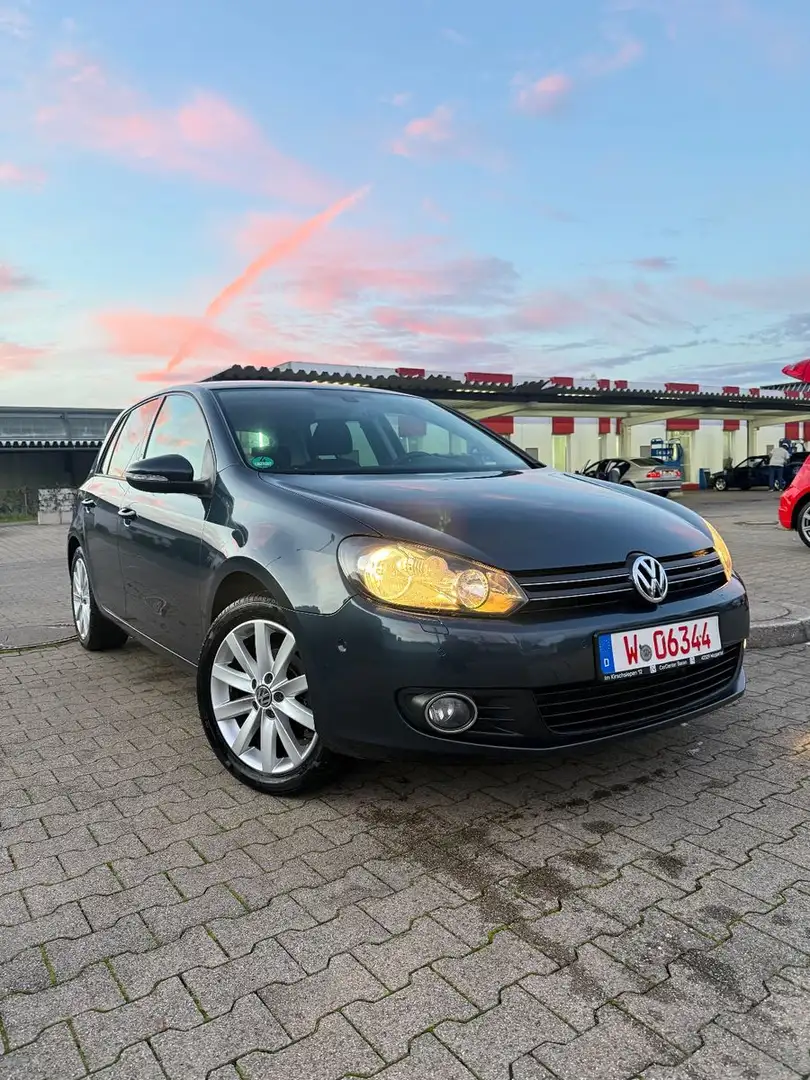 Volkswagen Golf VI Team 1.6TDI Automatik Blau - 1