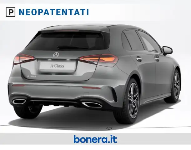 Mercedes-Benz A-Class view 3