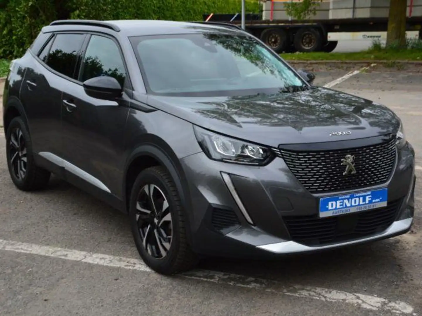 Peugeot 2008 1.2 PureTech Allure S !!Automaat!! Grijs - 2