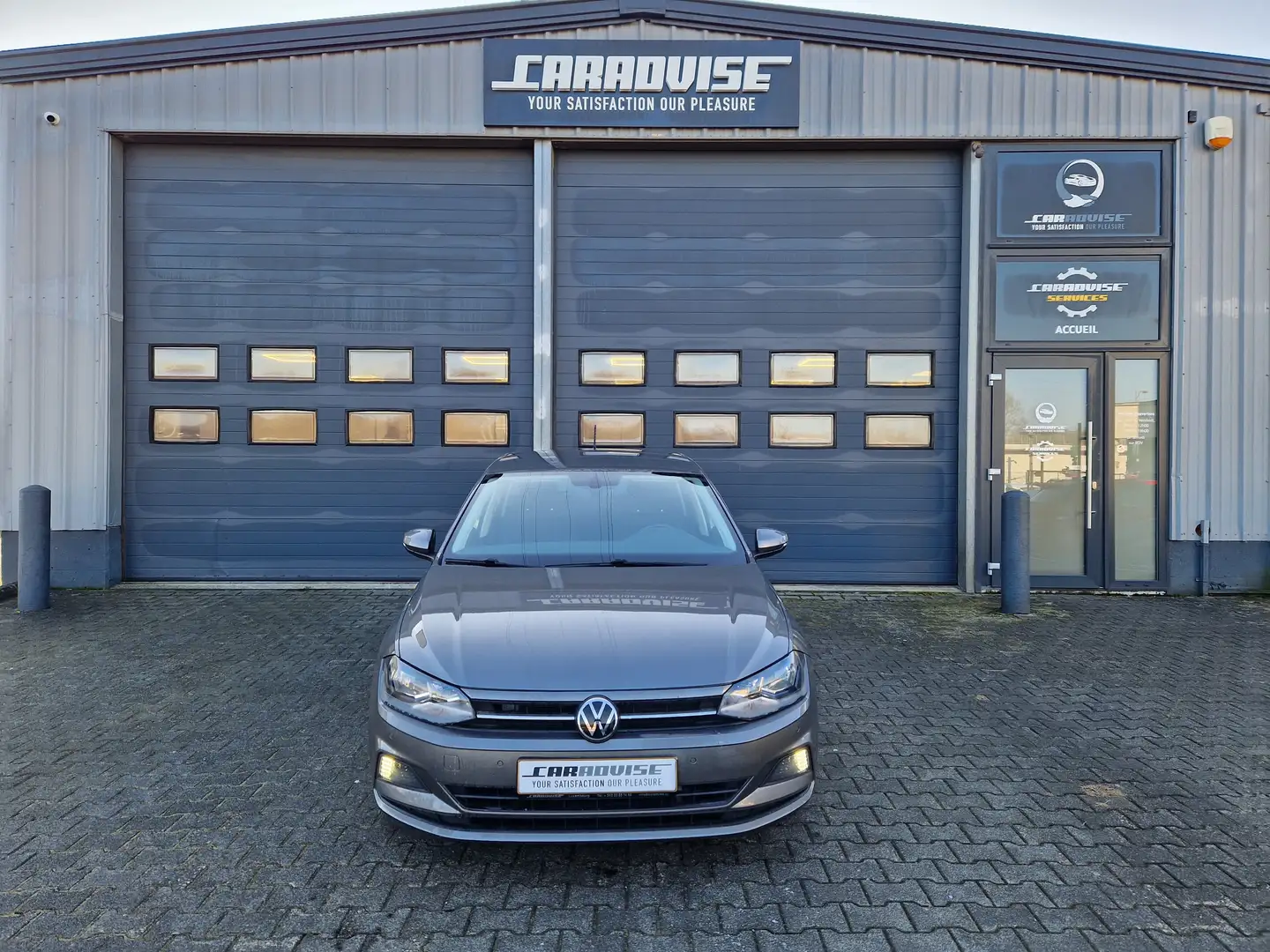 Volkswagen Polo Polo 1.0 TSI OPF UNITED Beige - 1