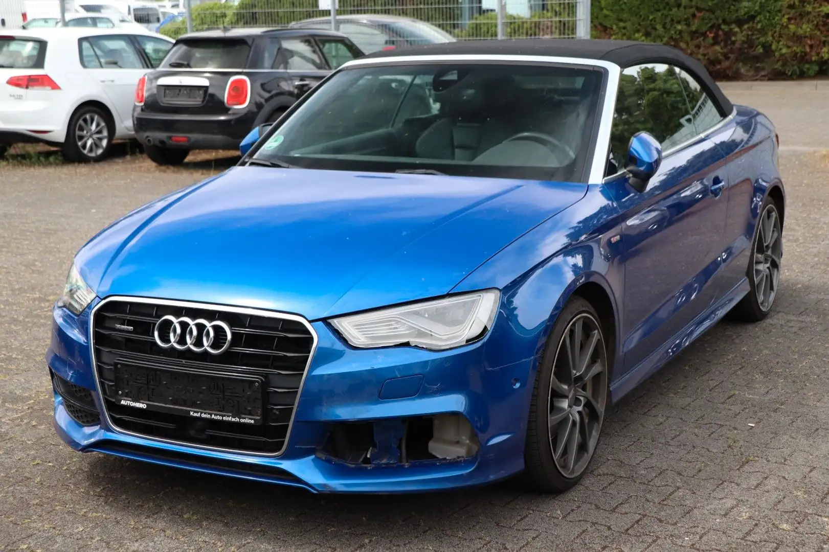 Audi A3 Cabriolet 2.0 TDI quattro S tronic S Line Blau - 2