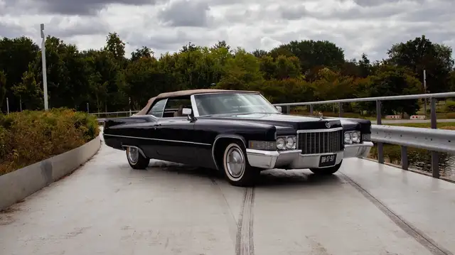 Cadillac Deville COUPE CONVERTIBLE