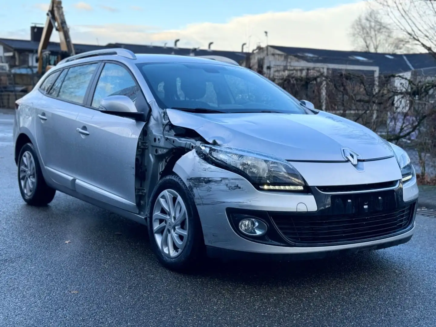 Renault Megane III 1.2 16V Grandtour DeLuxe I Scheckheft Gris - 2