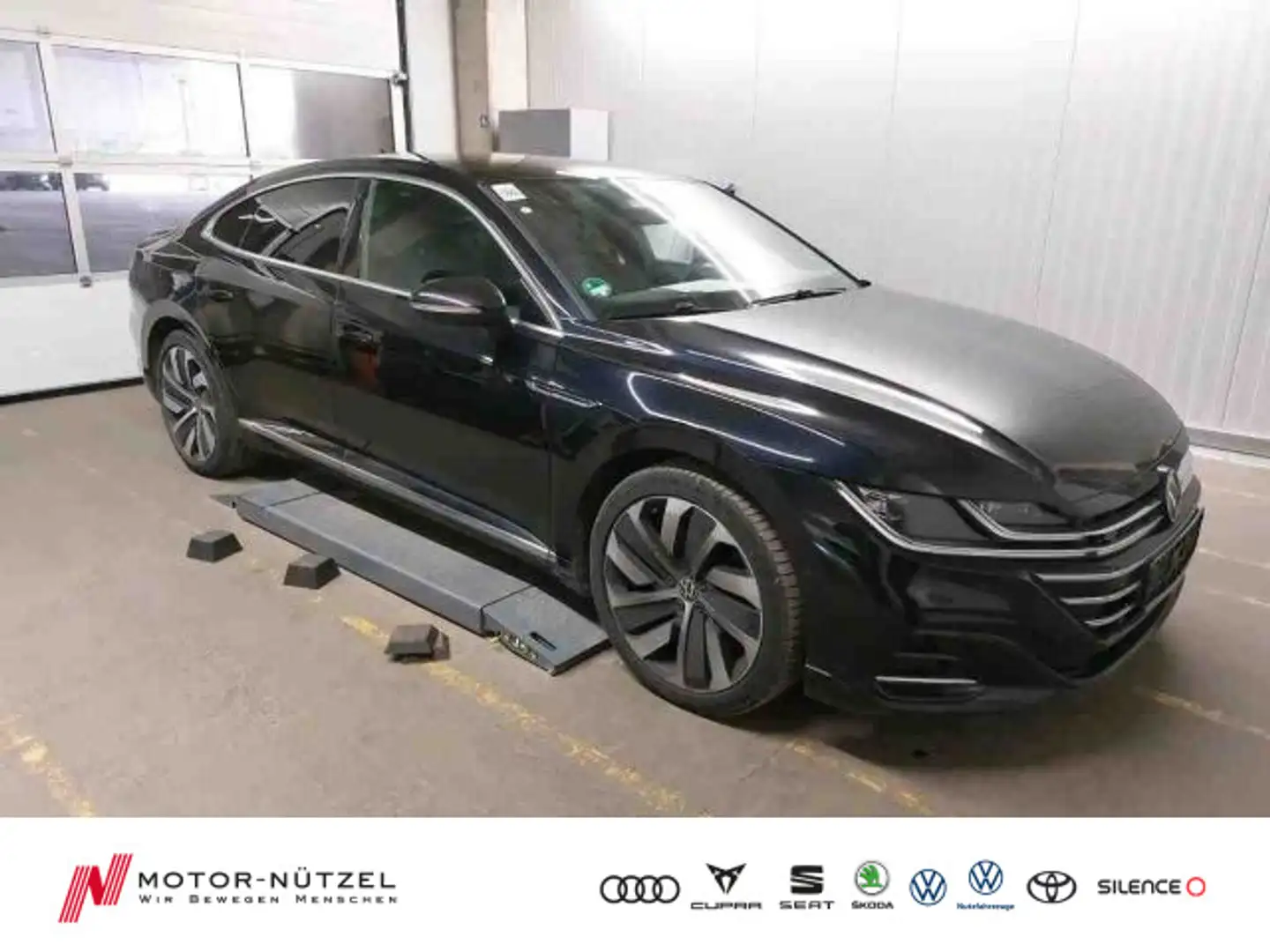 Volkswagen Arteon 2.0 TSI DSG R-LINE MATRIX+NAVI+AHK+ACC+VC Schwarz - 1