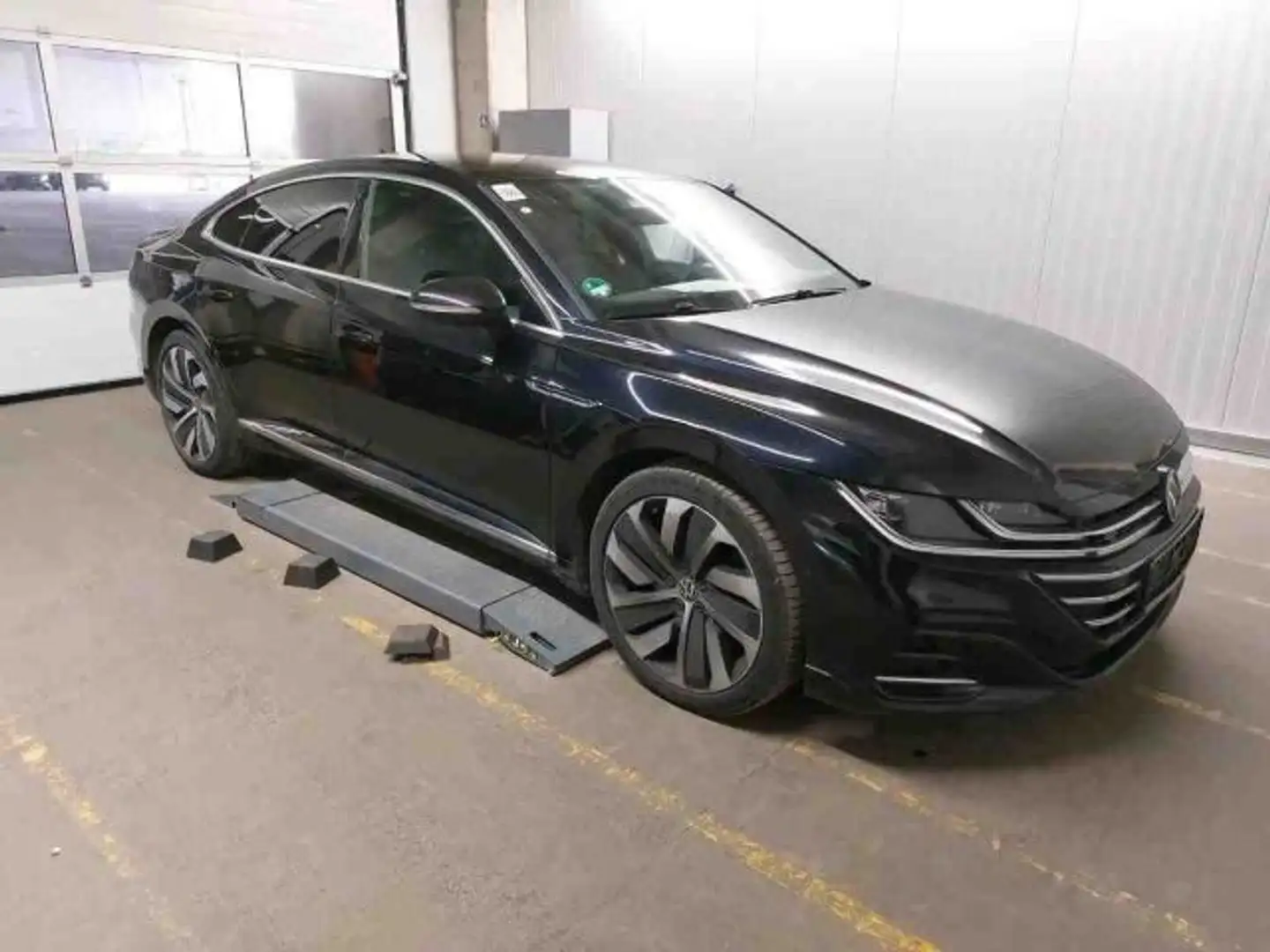 Volkswagen Arteon 2.0 TSI DSG R-LINE MATRIX+NAVI+AHK+ACC+VC Schwarz - 2