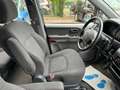 Hyundai Trajet 2.0 CRDi GLS AUTOMATIK/7-SITZE/KLIMA/AHK/ Negro - thumbnail 15