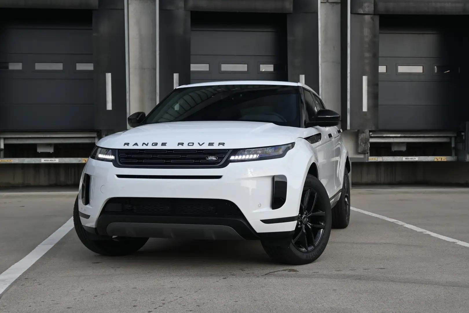 Land Rover Range Rover Evoque 1.5 P270e PHEV AWD Business Edition Weiß - 1